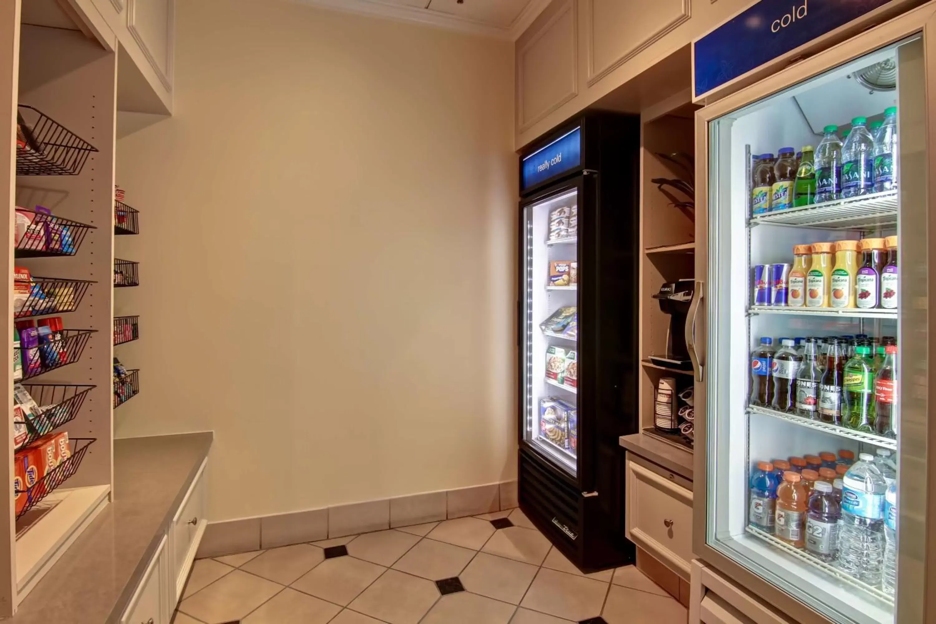 Restaurant/places to eat in Hilton Garden Inn Toronto/Mississauga Restaurant/places to eat in Hilton Garden Inn Toronto/Mississauga