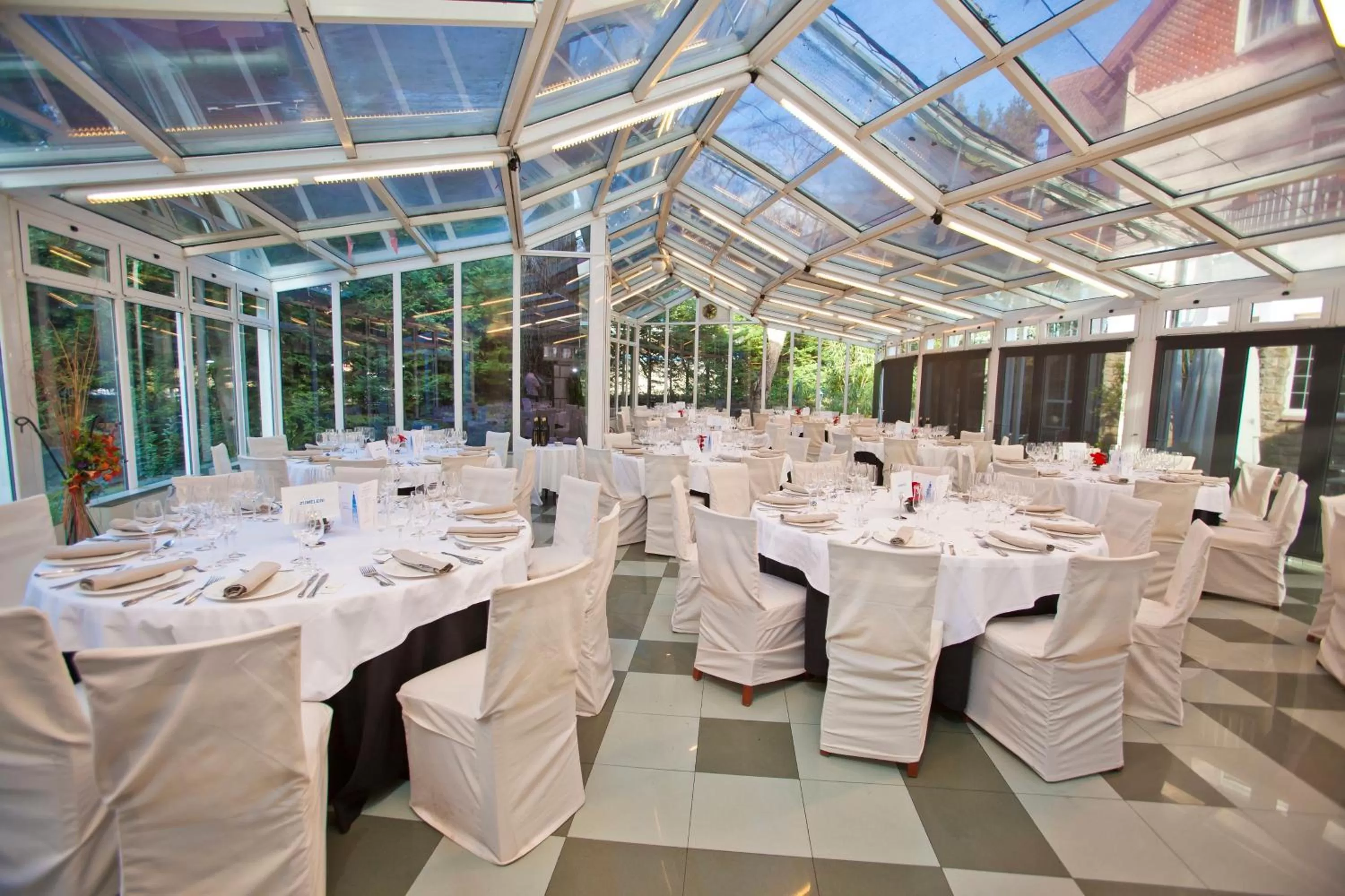 Banquet/Function facilities in Hotel Harrison Etxea