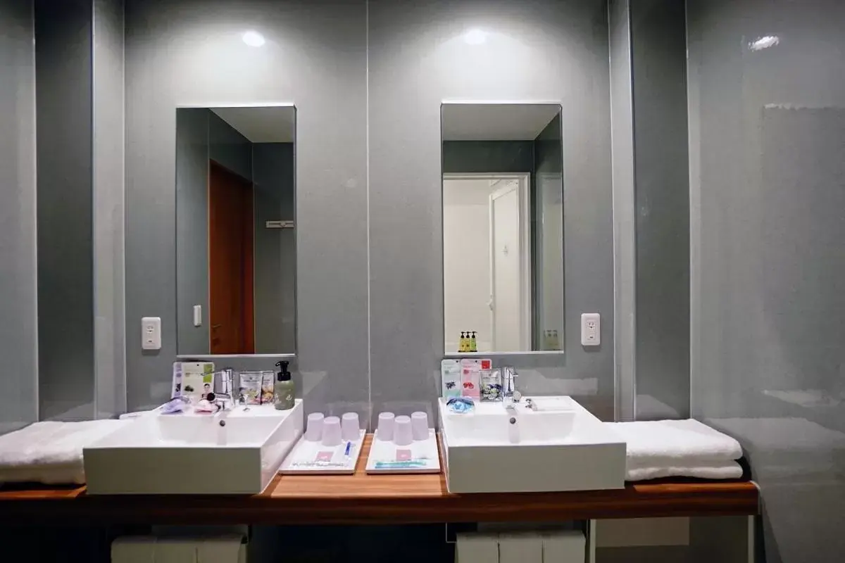 Photo of the whole room, Bathroom in La'gent Hotel Osaka Bay