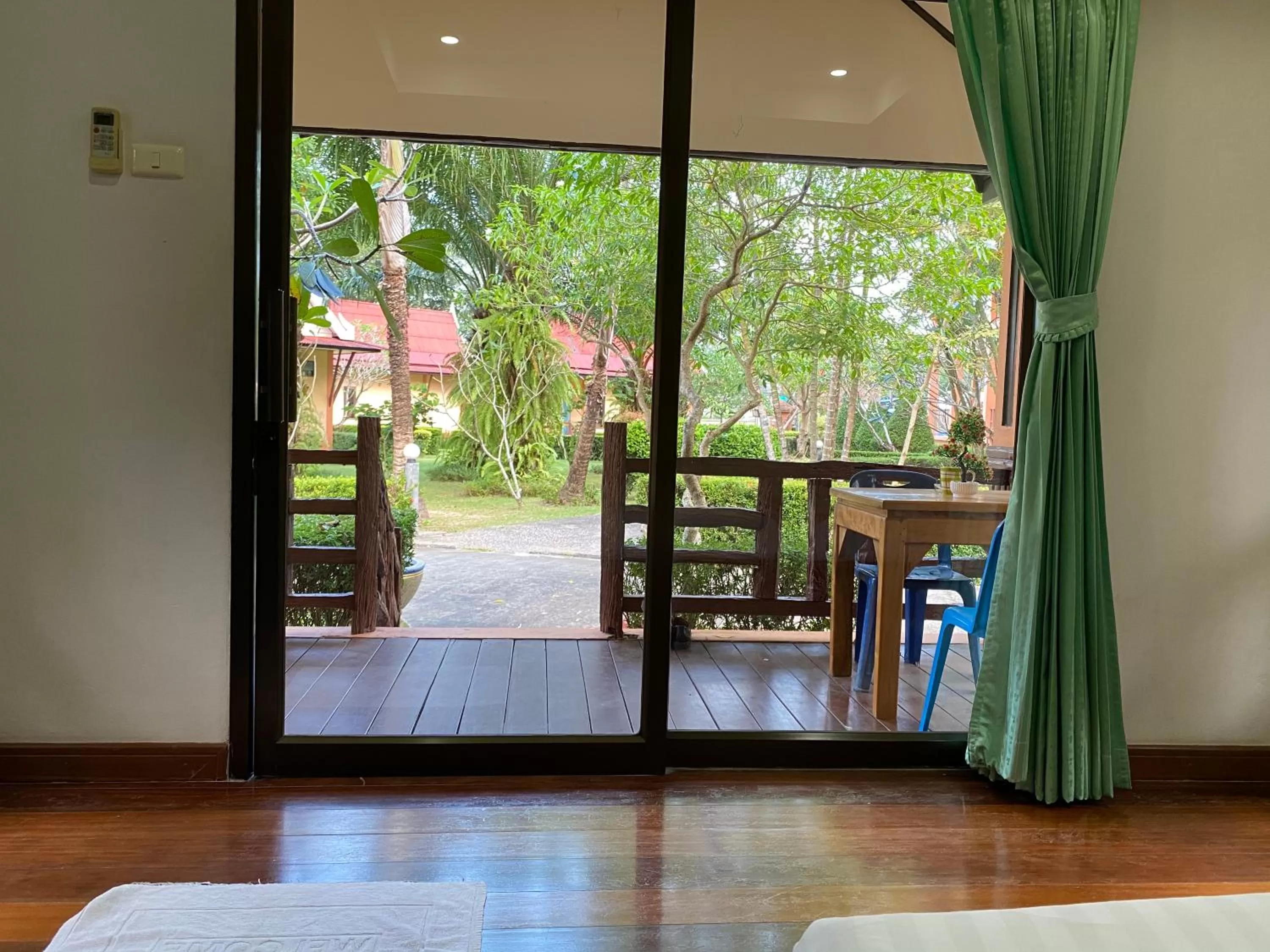 Garden in Kaibae Hut Resort