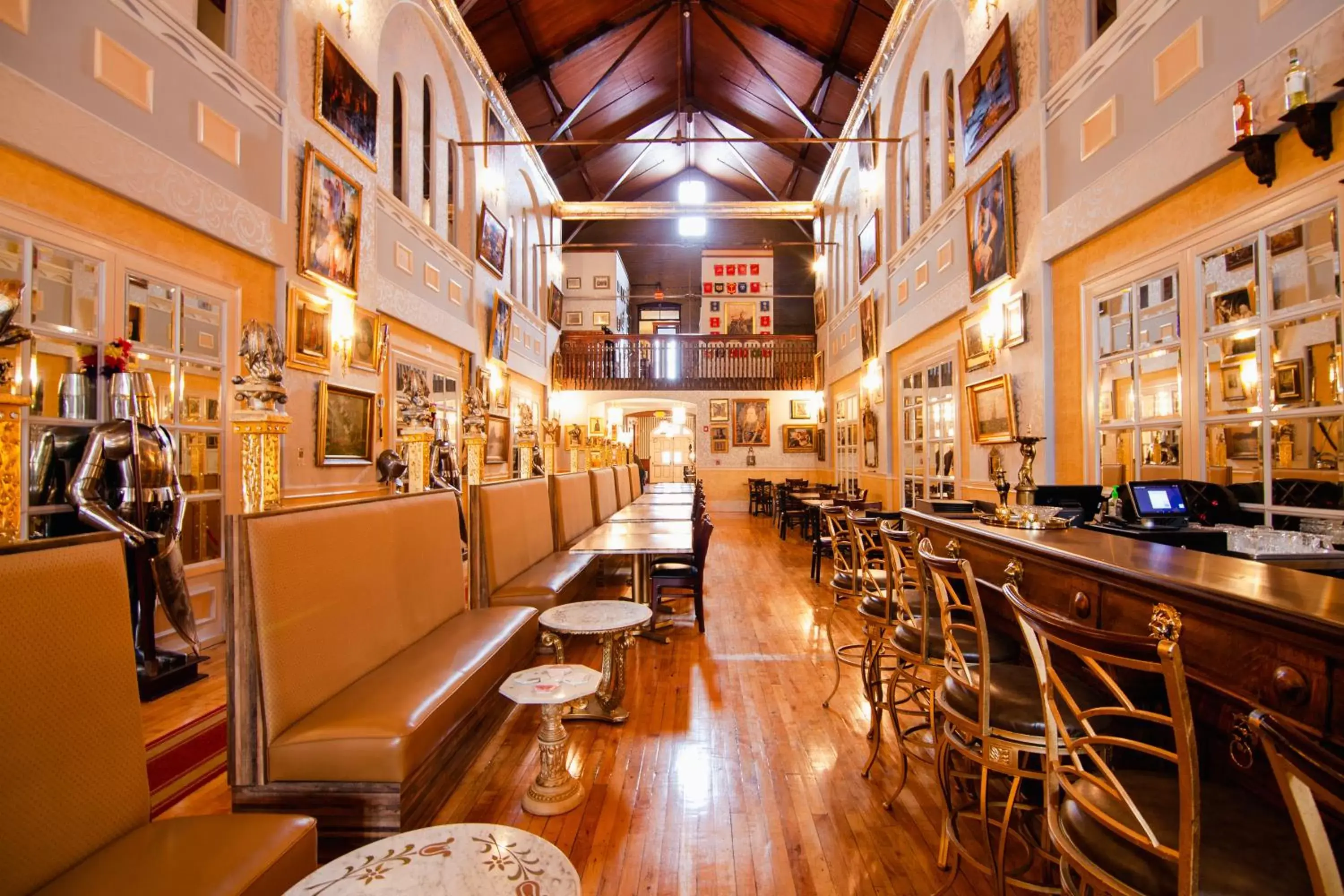 Restaurant/places to eat in Amsterdam Castle NY Restaurant/places to eat in Amsterdam Castle NY