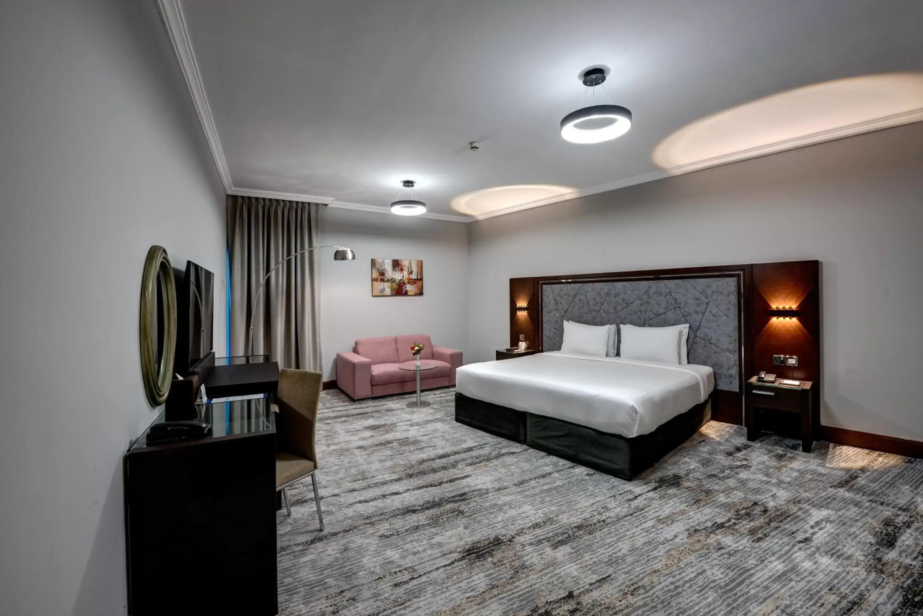 Bedroom in Copthorne Hotel Dubai