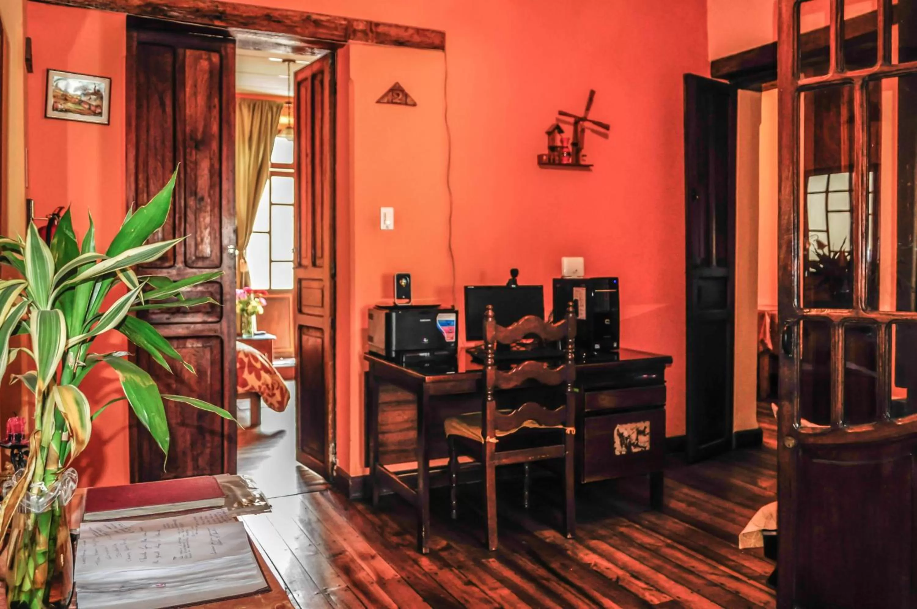 Twin Room with Bathroom in La Posada Colonial