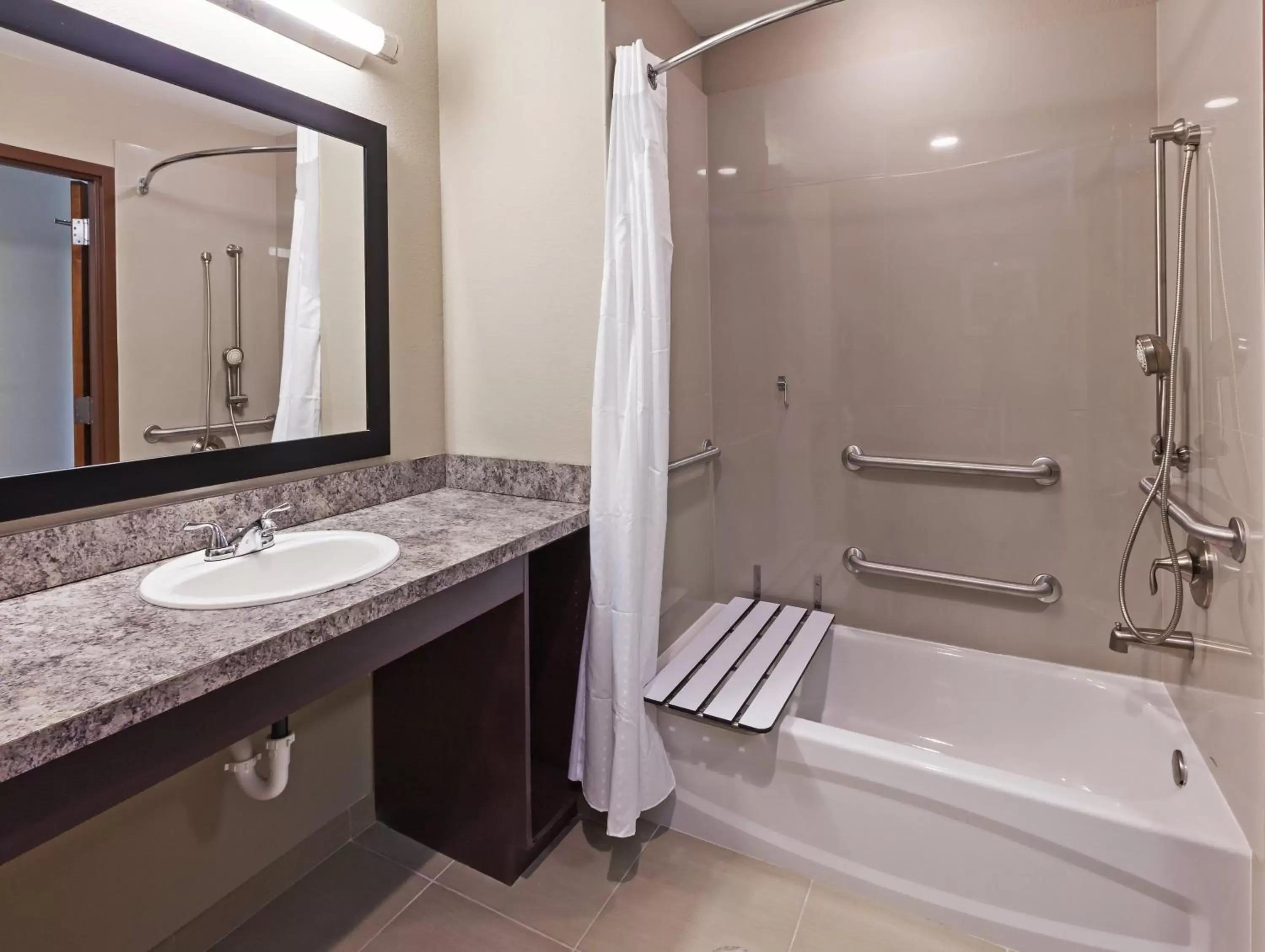 Photo of the whole room, Bathroom in Holiday Inn Express & Suites Glenpool, an IHG Hotel