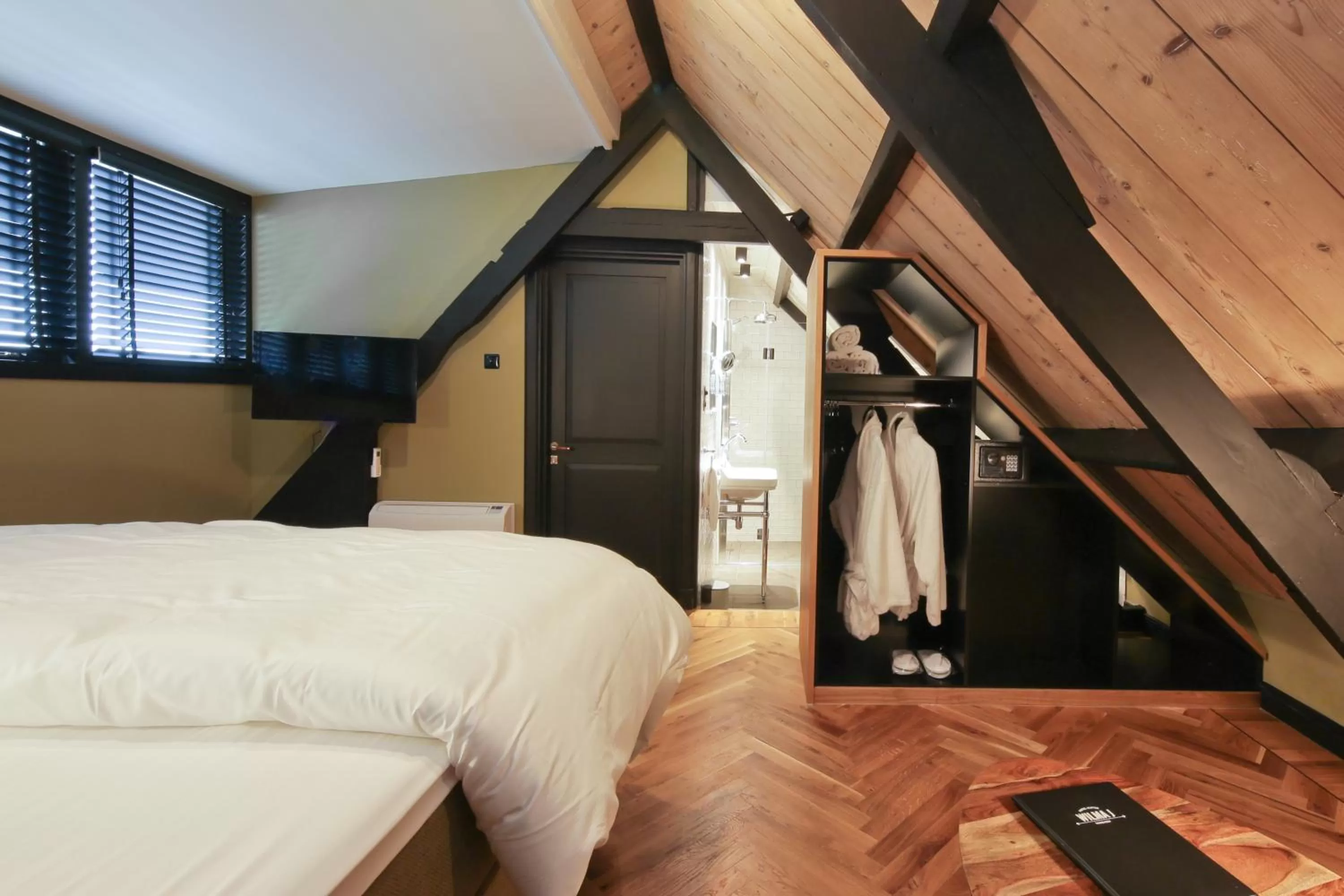 Bed in Small Luxury Boutique Hotel Wilma J