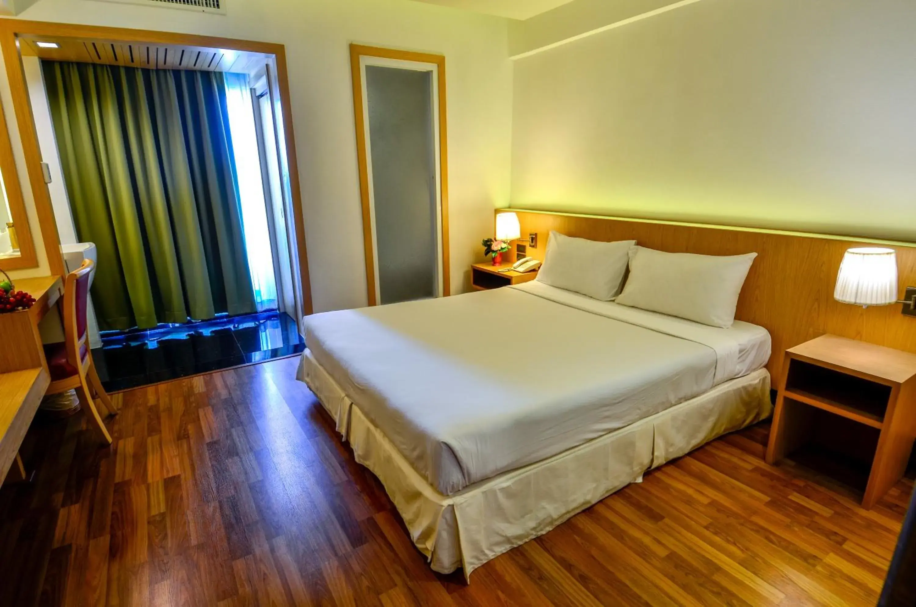 Photo of the whole room, Bed in Viva Hotel Songkhla