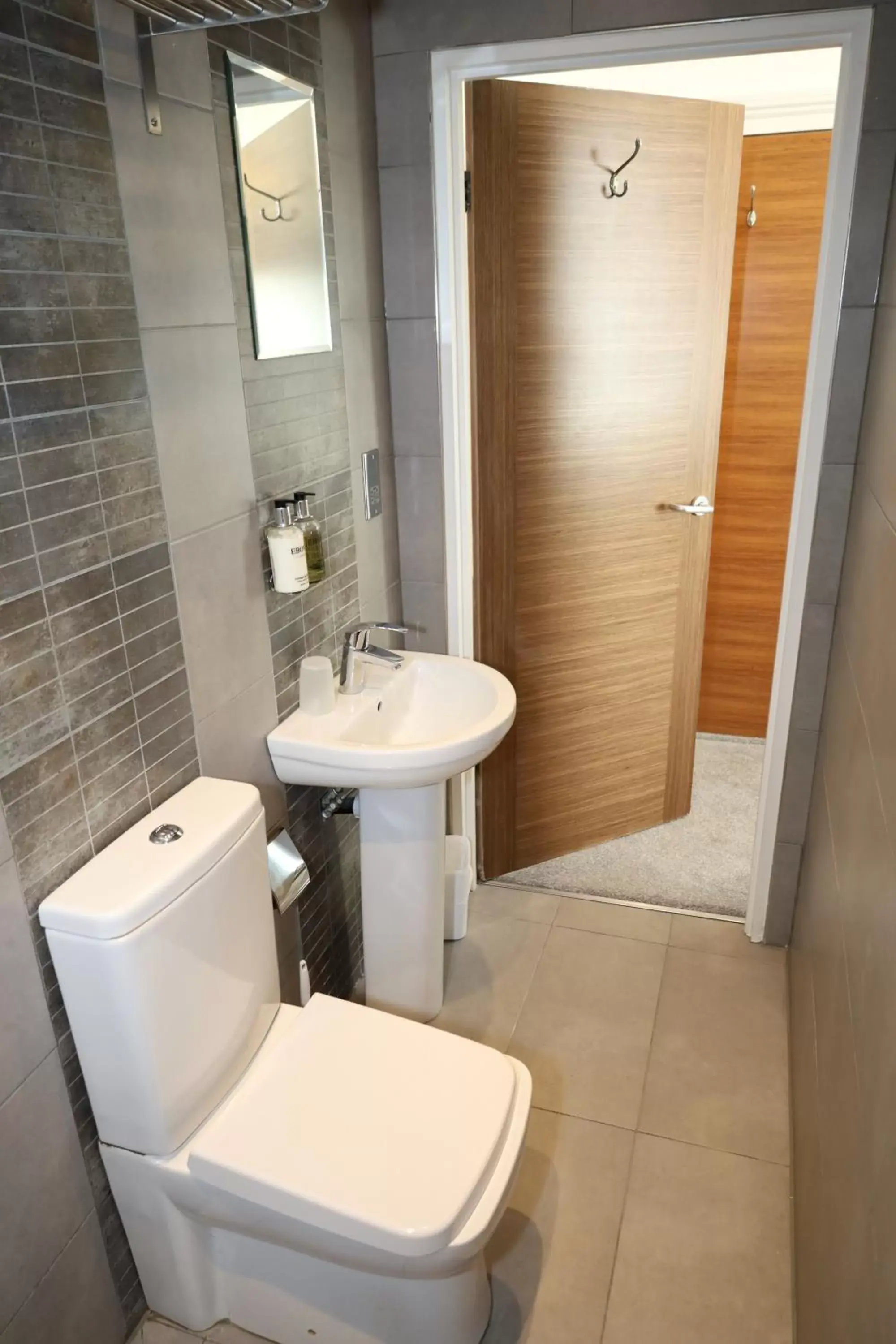 Toilet, Bathroom in Brighton Inn Boutique Guest Accommodation