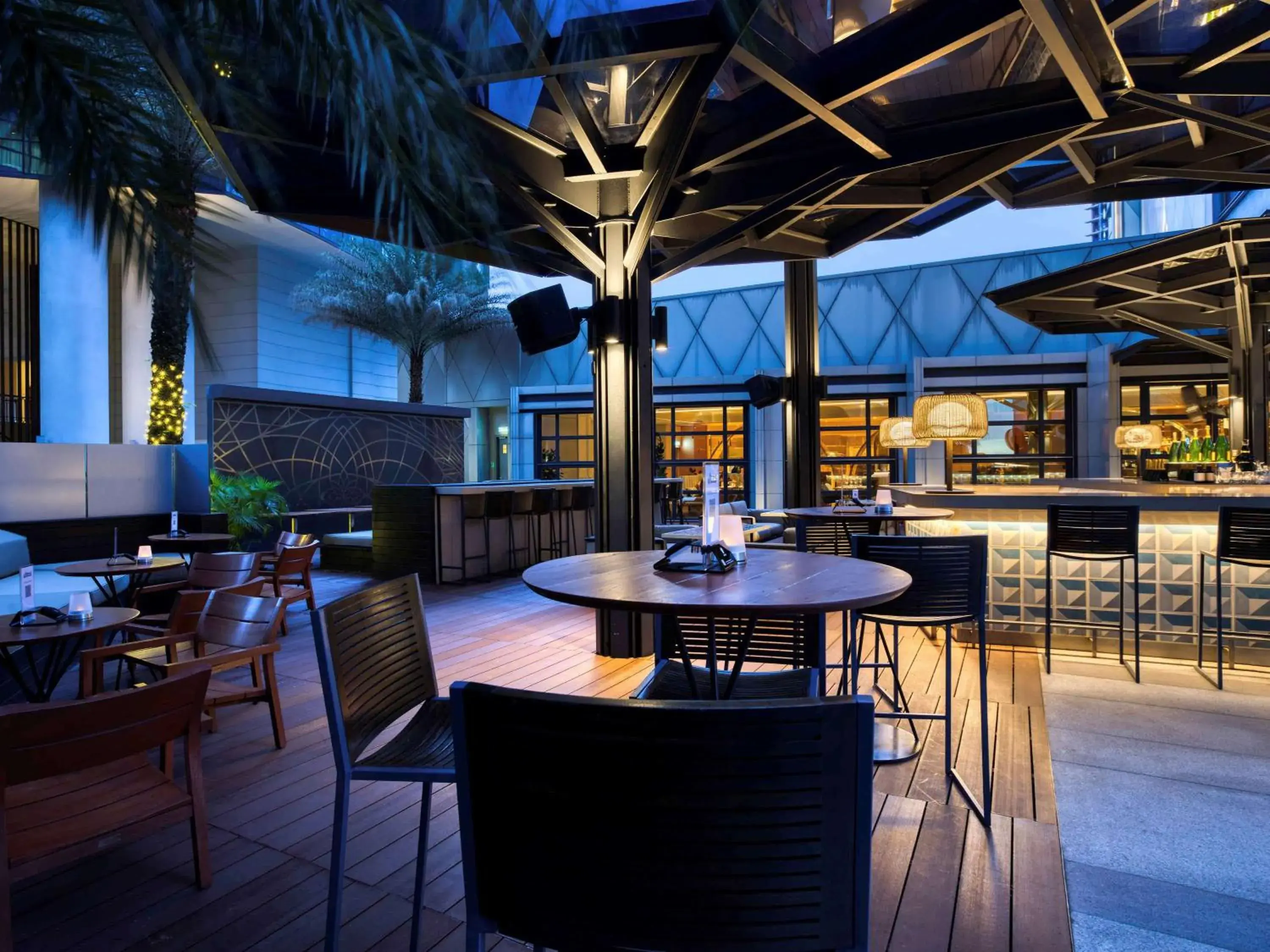 Lounge or bar, Restaurant/Places to Eat in Sofitel Kuala Lumpur Damansara