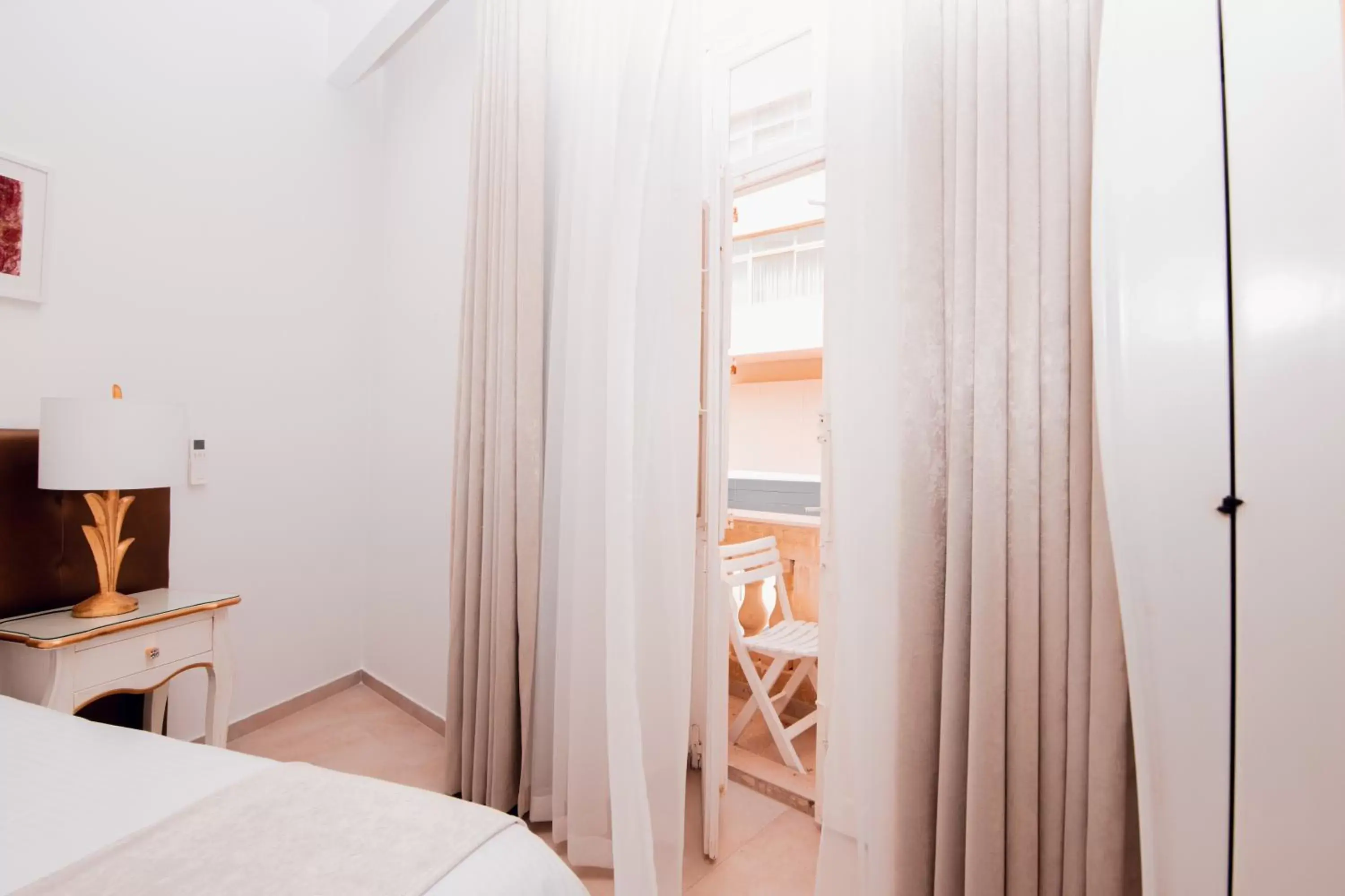 Balcony/Terrace, Bed in Giorgio Boutique Hotel Balcony/Terrace, Bed in Giorgio Boutique Hotel