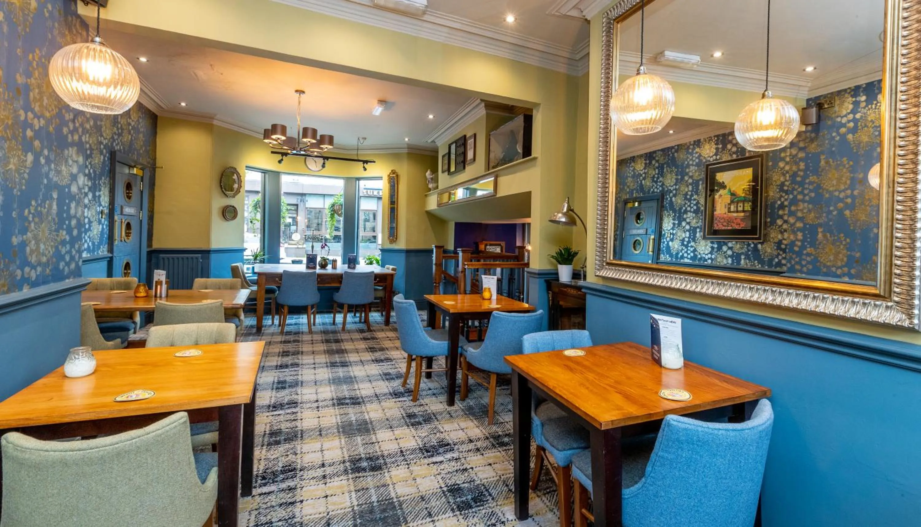 Restaurant/places to eat in The Inn at Cheltenham Parade