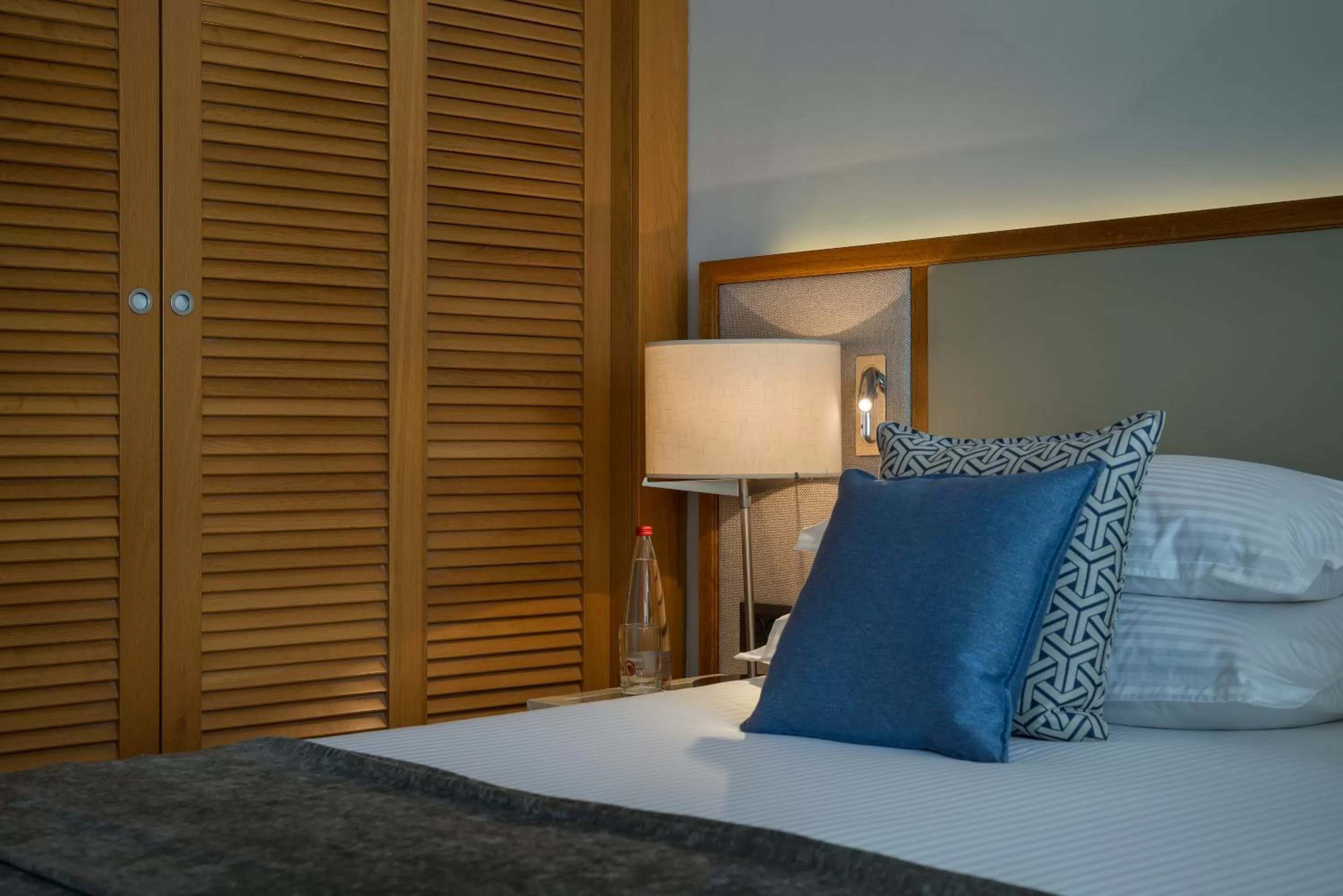 wardrobe, Bed in Royal Beach Eilat by Isrotel Exclusive