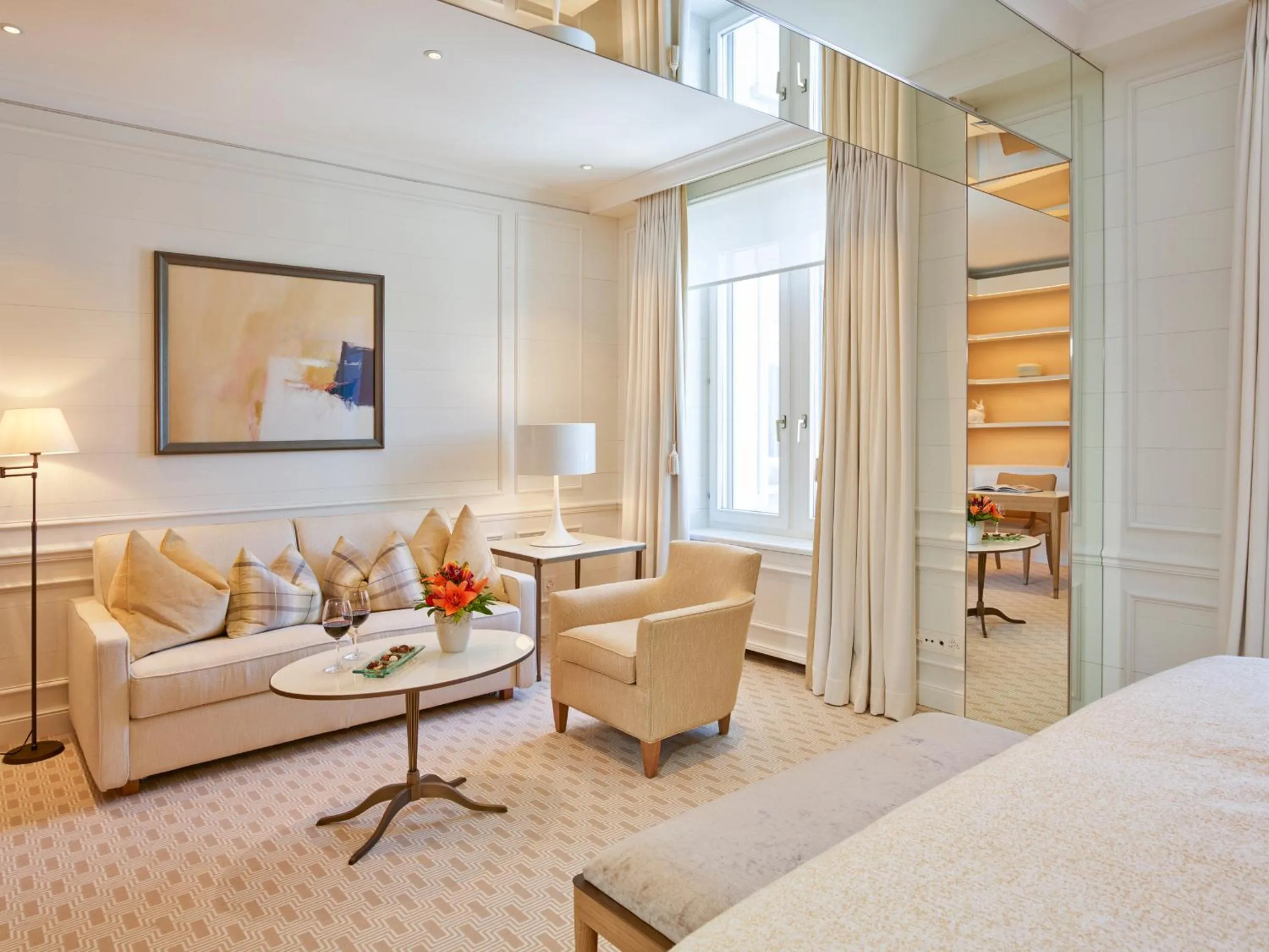 Seating area, Bed in Grand Hotel Kronenhof