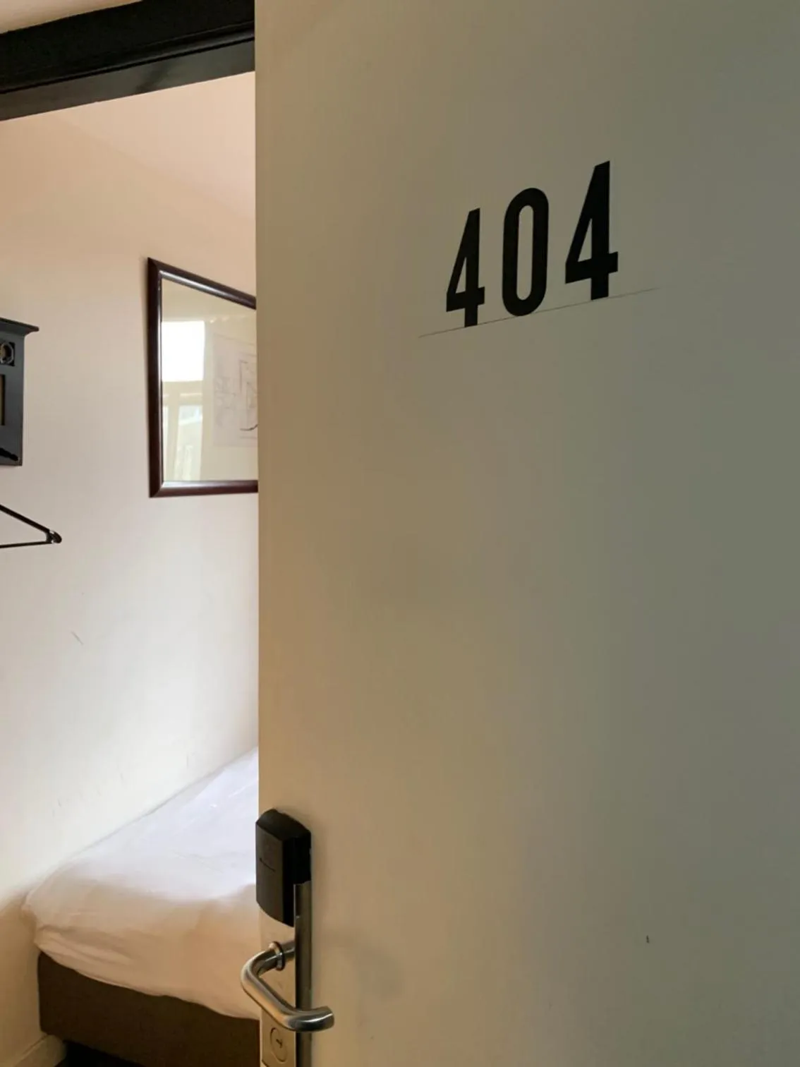 Other, Bed in Hotel La Belle Vue