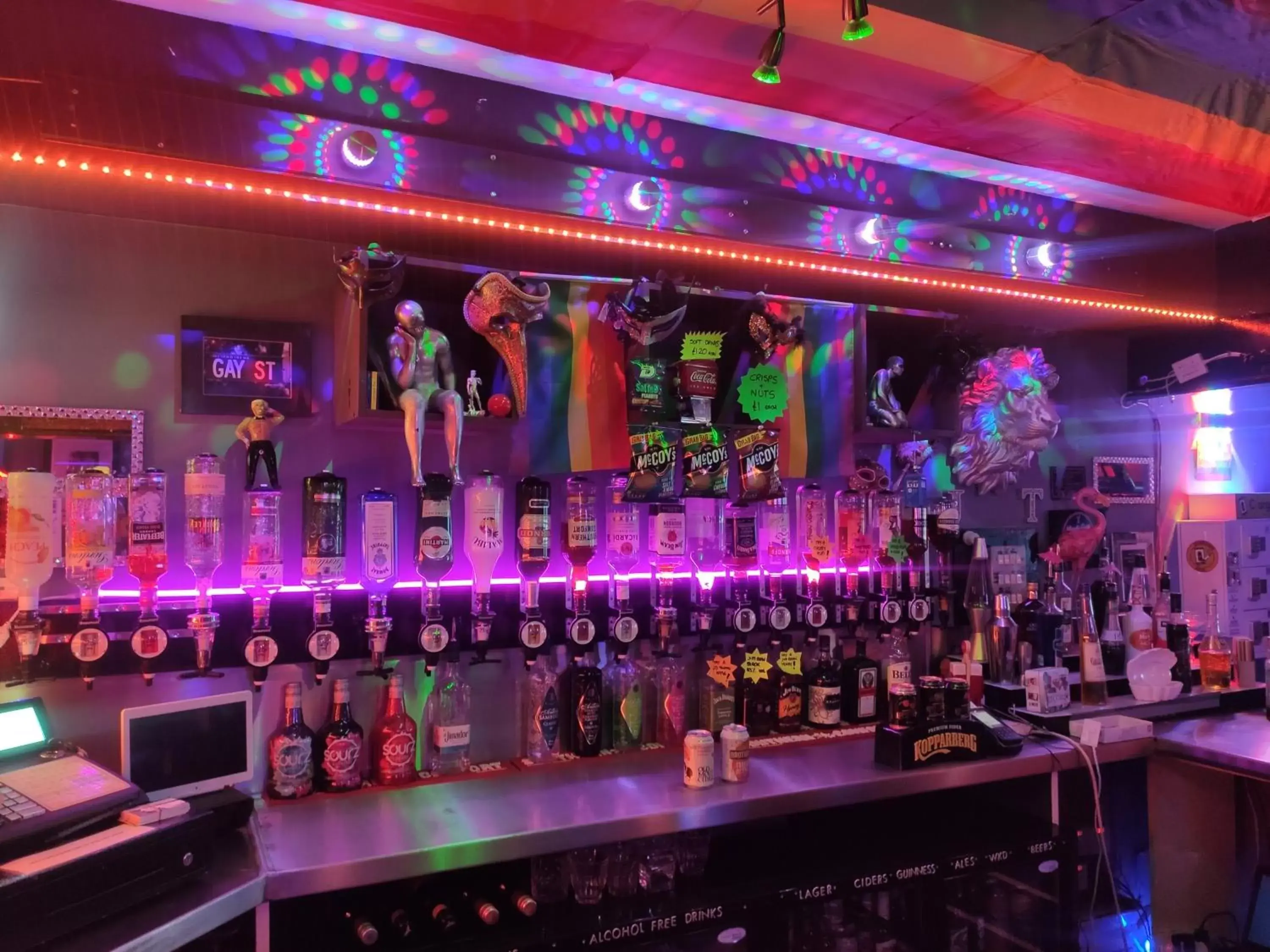 Lounge/Bar in Mardi Gras Hotel