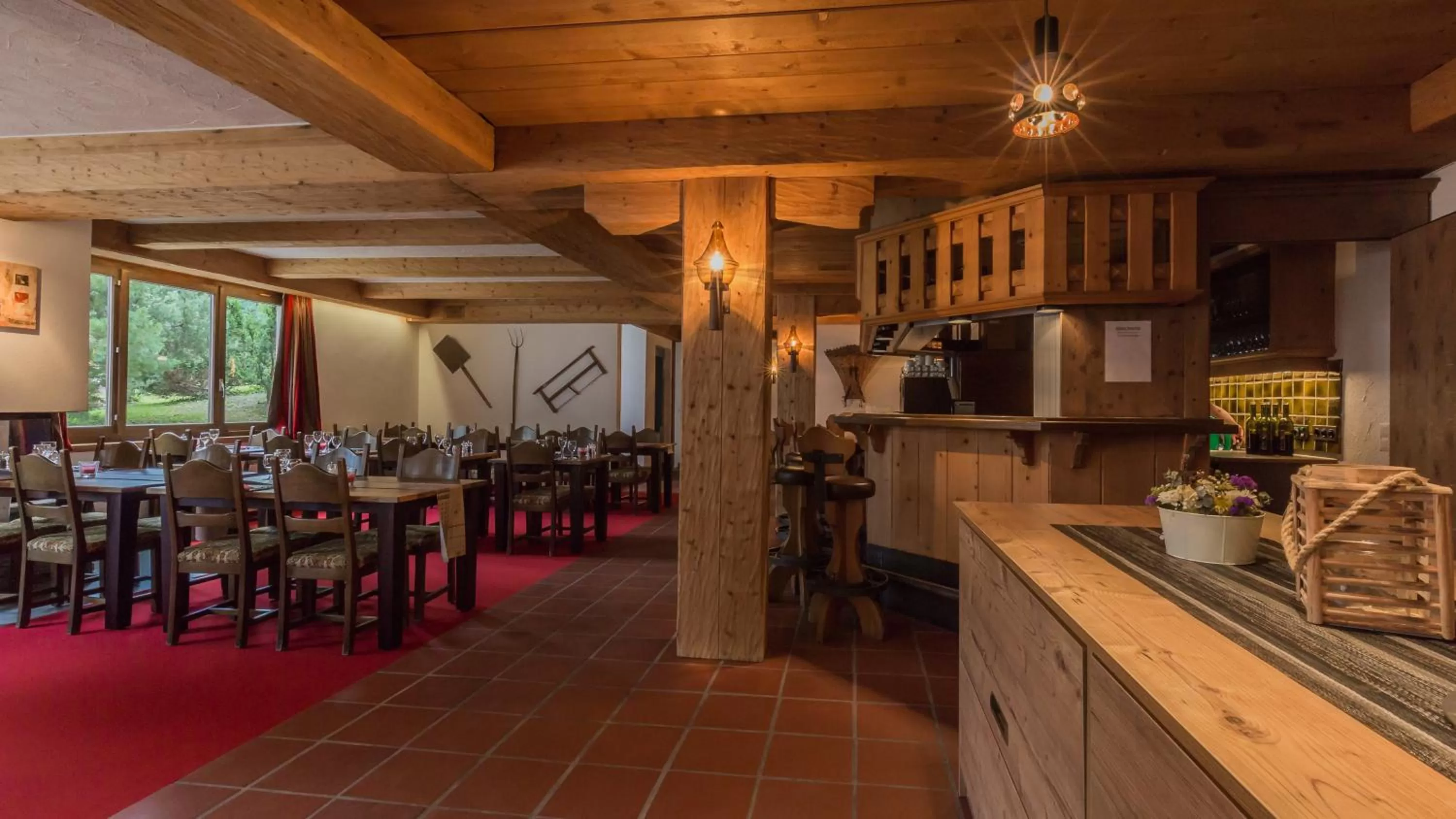 Restaurant/Places to Eat in Ambiente Mountain Style