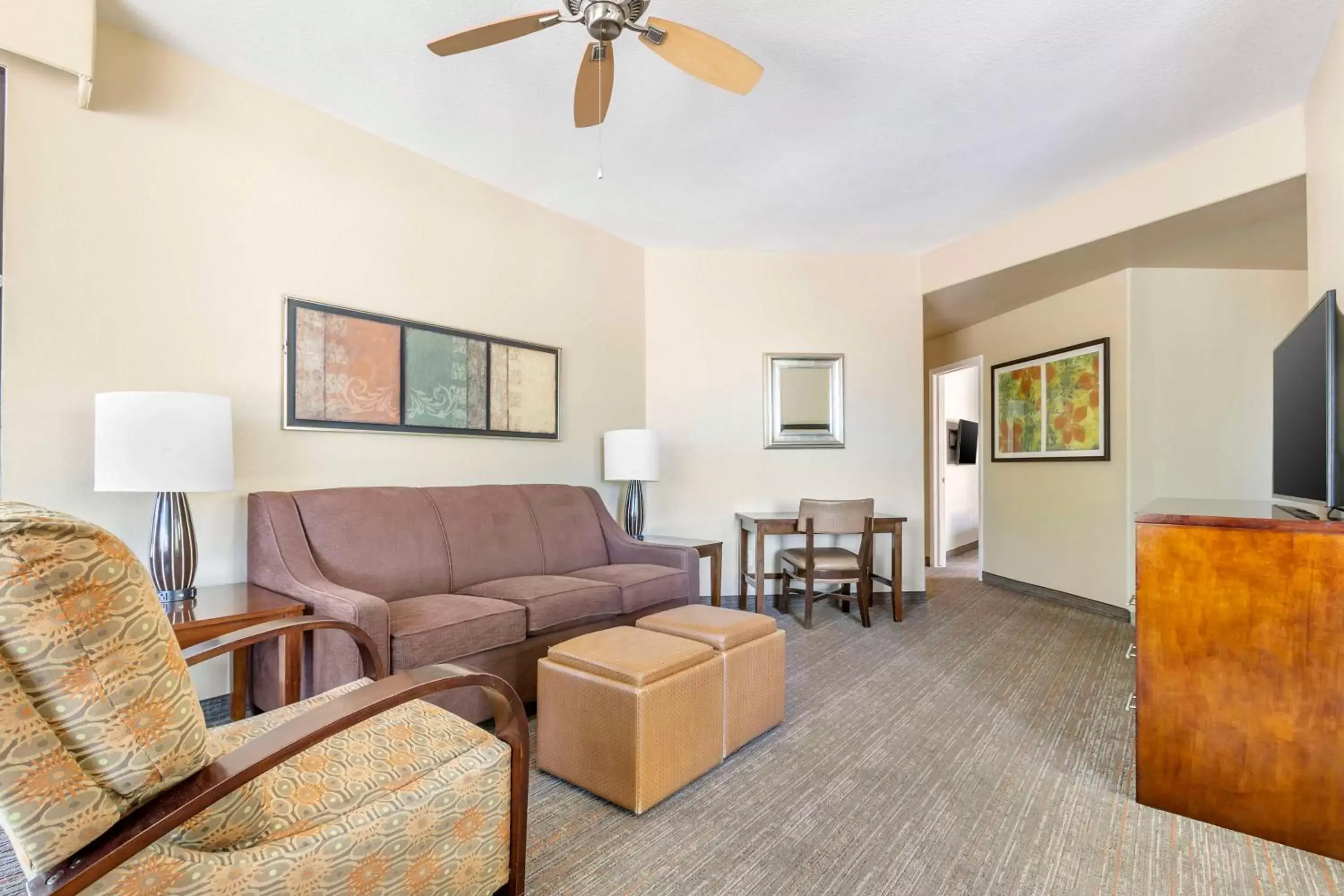 Bedroom, Seating Area in Hilton Vacation Club Scottsdale Links Resort