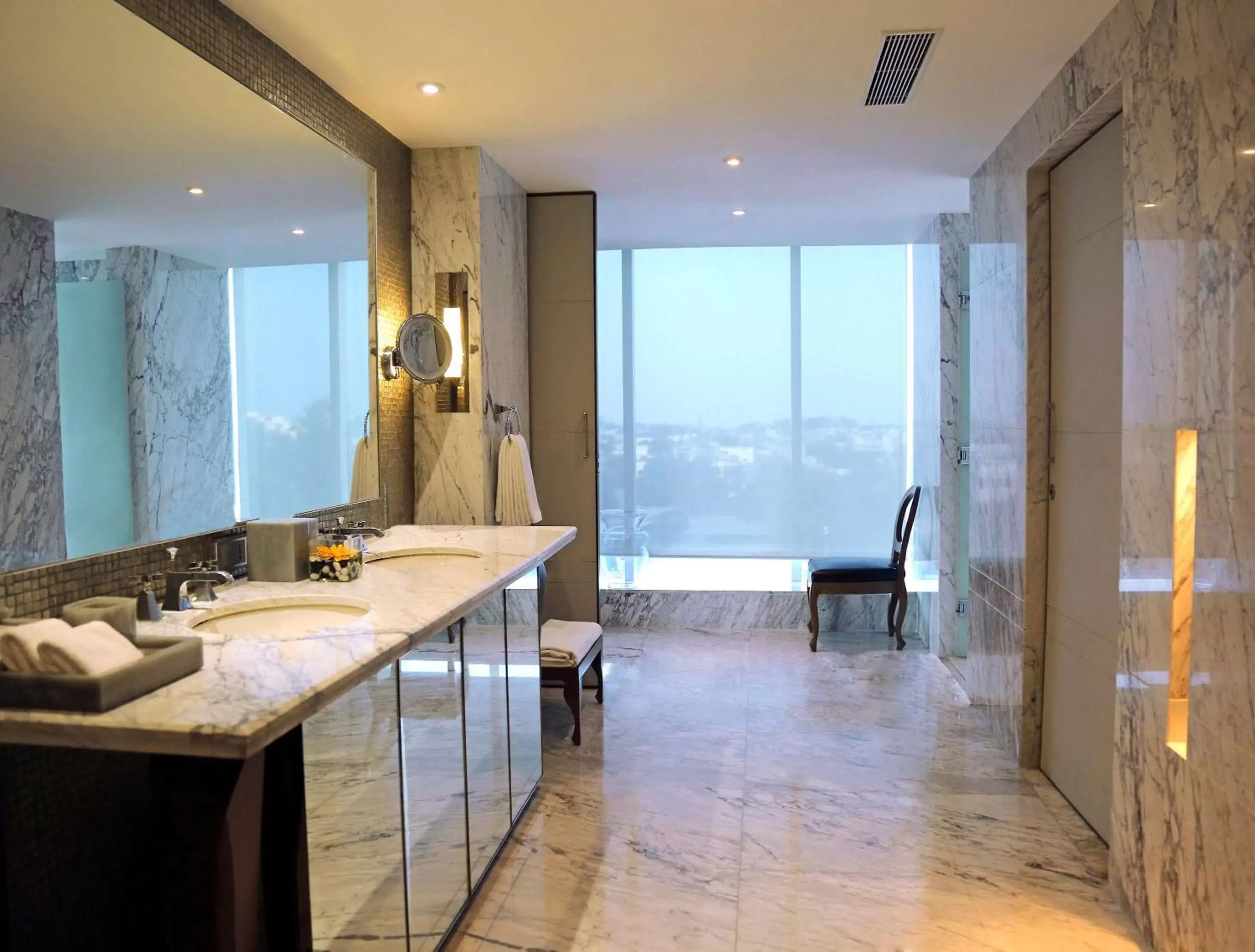 Bathroom in Hyatt Regency Ludhiana