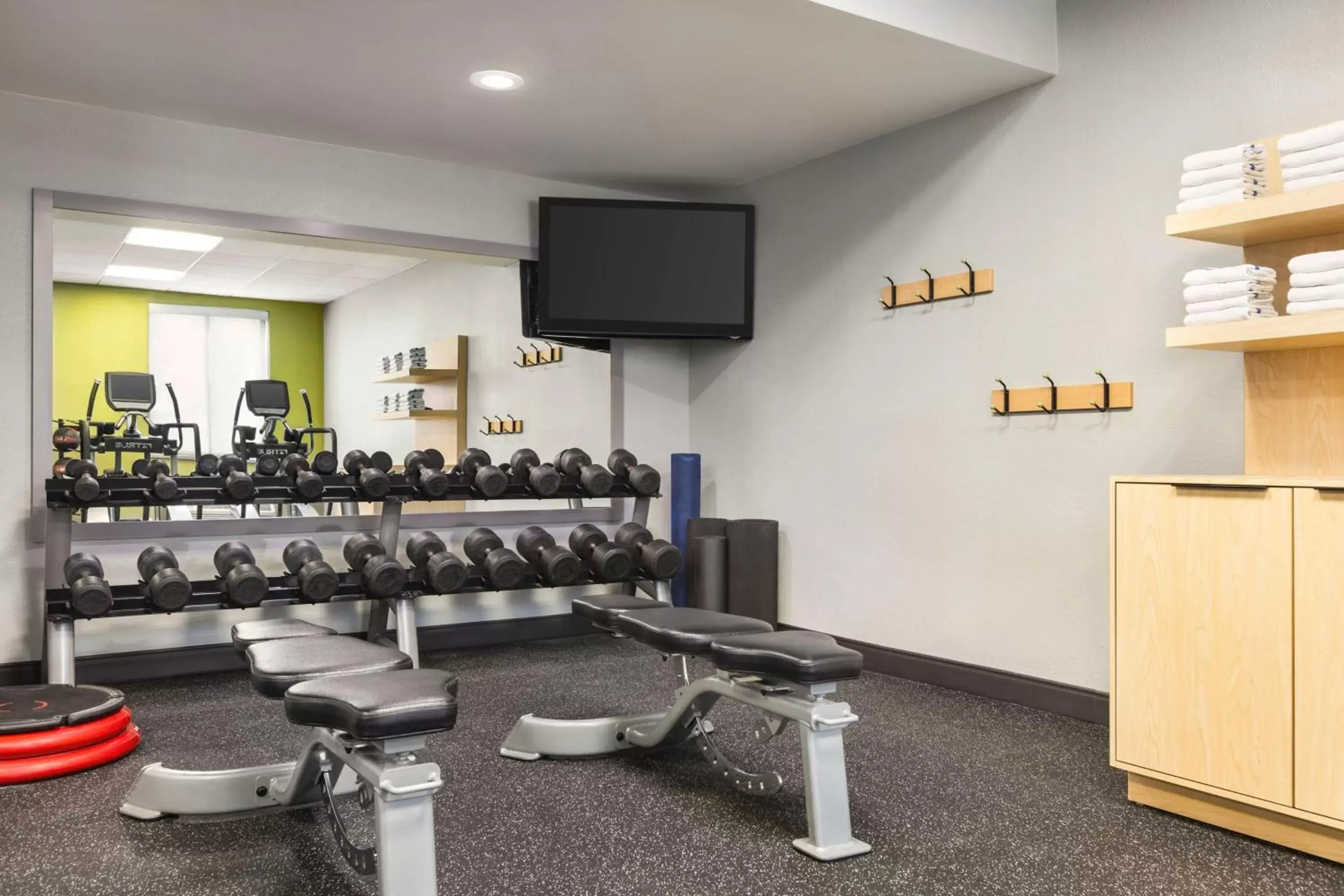Fitness centre/facilities, Fitness Center/Facilities in Spark By Hilton Germantown Washington DC North