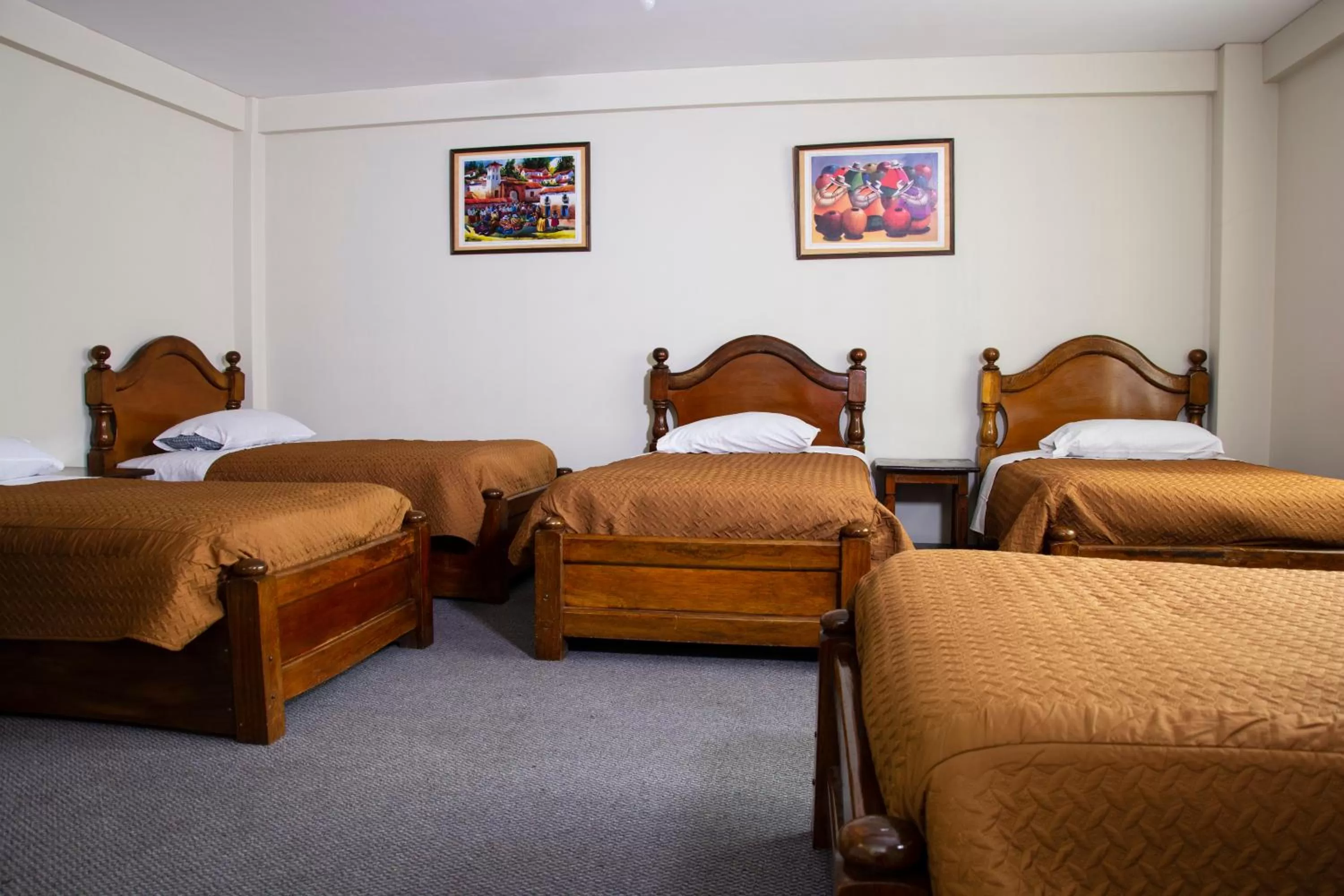 Photo of the whole room, Bed in Inca's Room