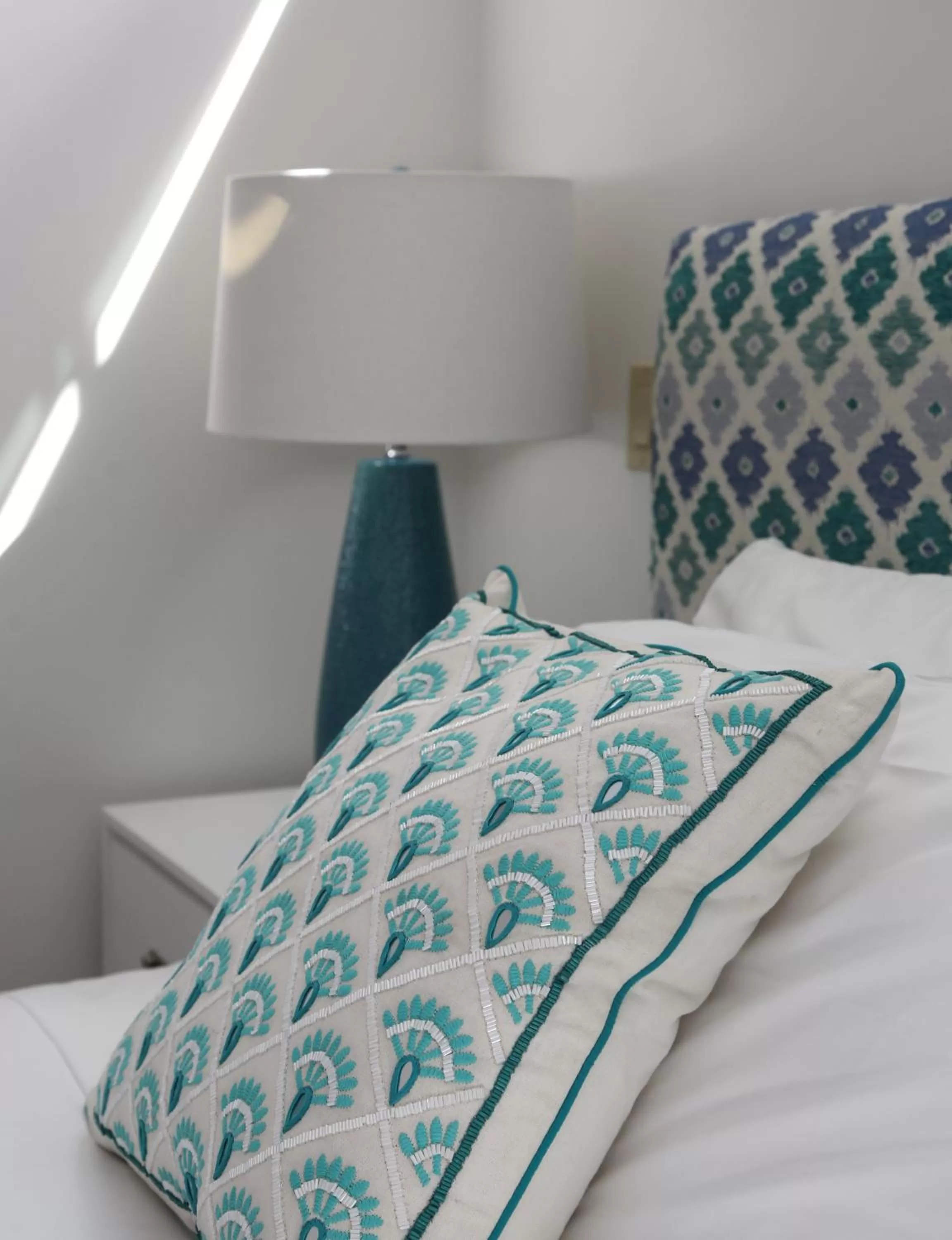 Bed in The Sea Breeze Inn