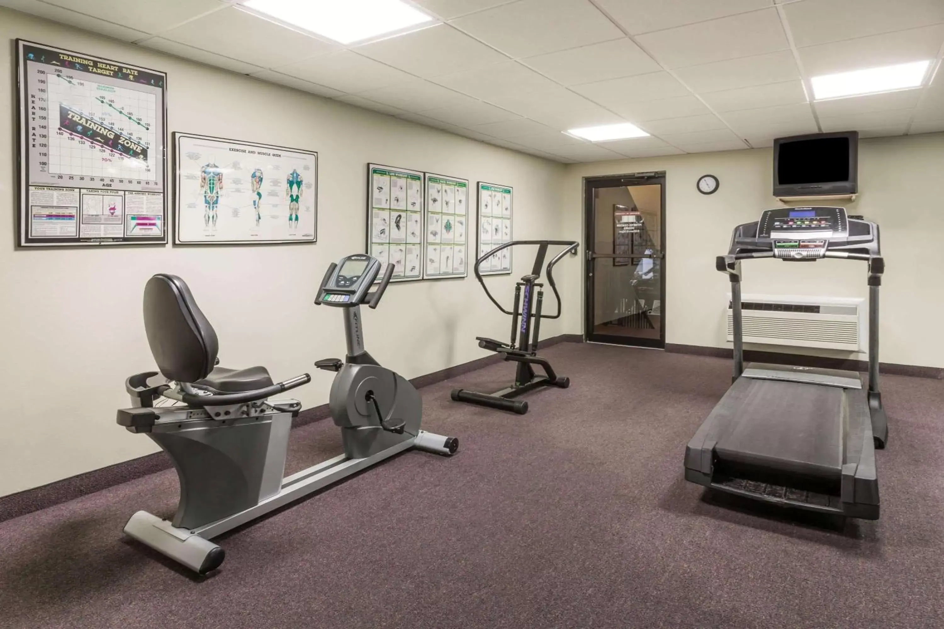 Fitness centre/facilities, Fitness Center/Facilities in Ramada by Wyndham Altamonte Springs Near I-4