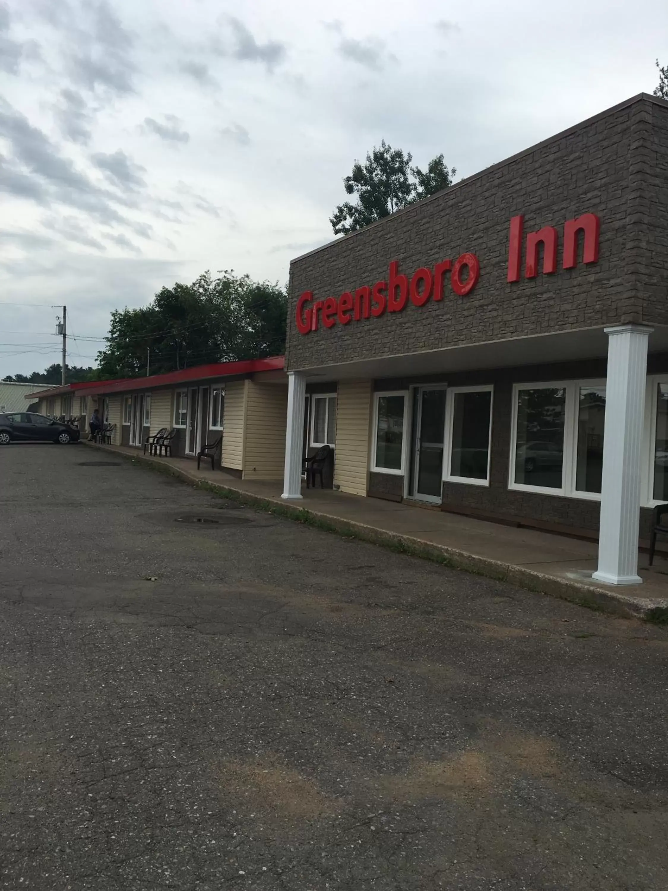 Property building, Facade/Entrance in The Greensboro Inn