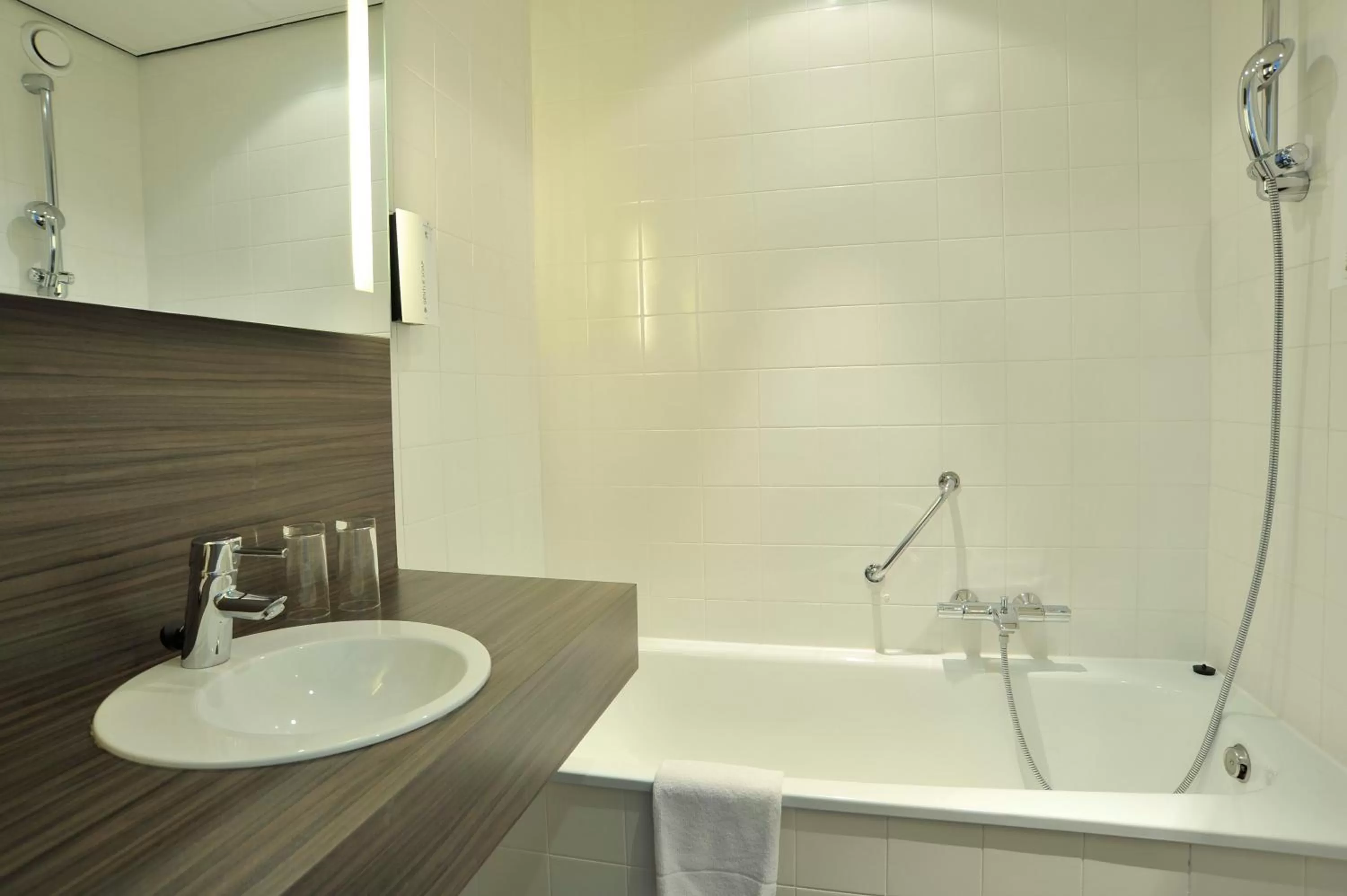 Bathroom in Fletcher Hotel-Restaurant Weert