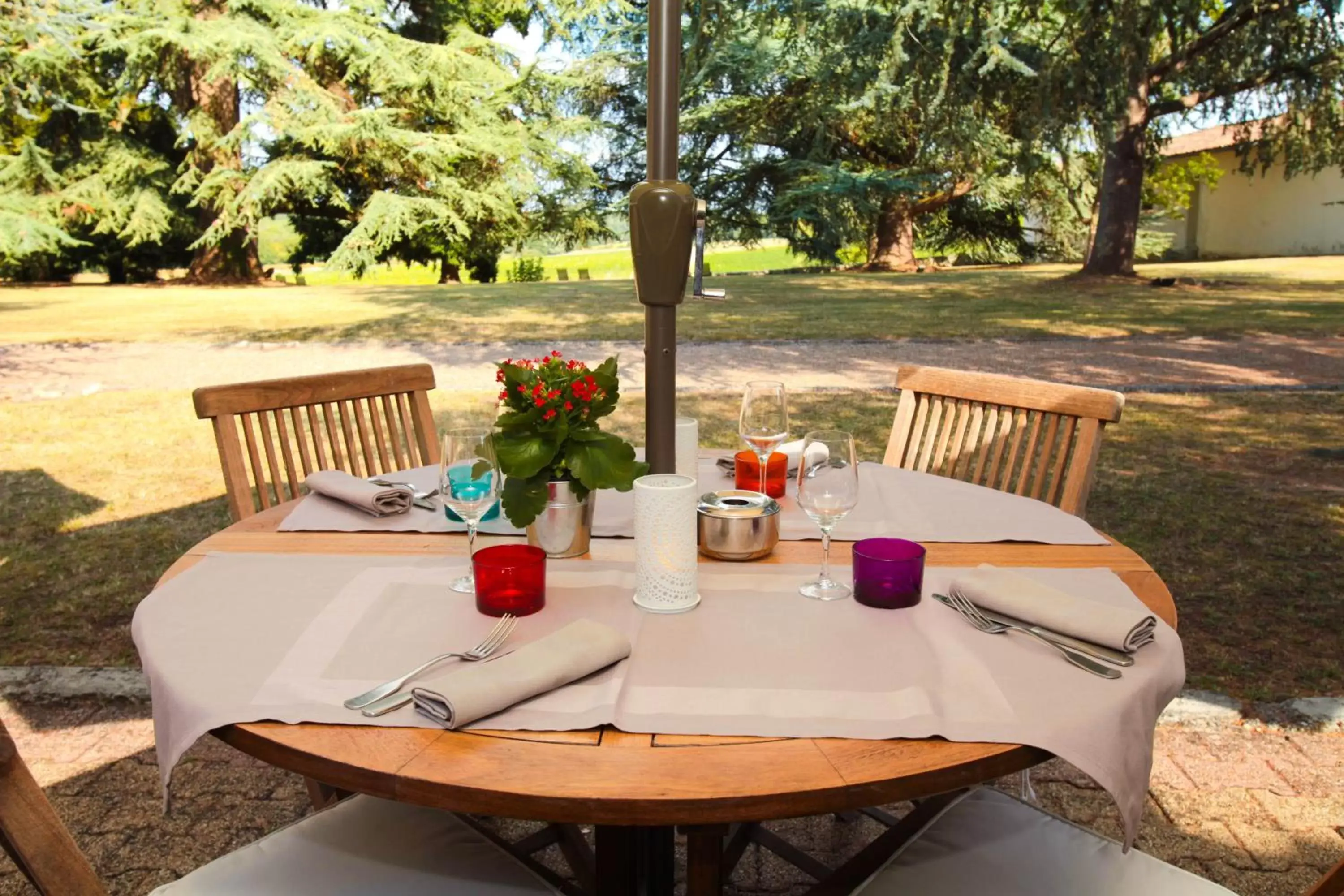 Restaurant/places to eat in Les Secrets Château Pey La Tour - Groupe LOGIS HOTELS