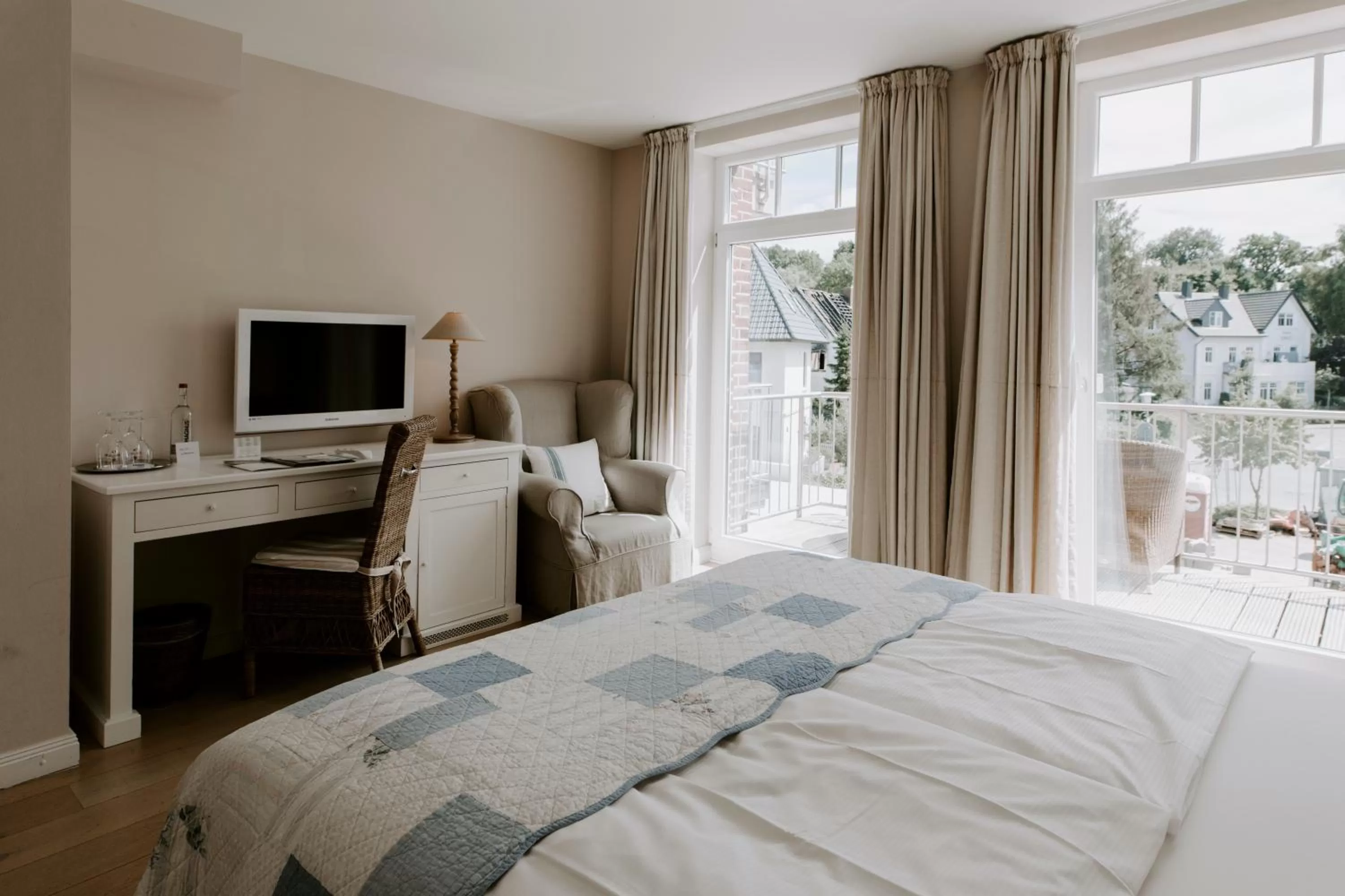 Double Room - Land Side (MS Europa) in StrandHotel Seeblick, Ostseebad Heikendorf