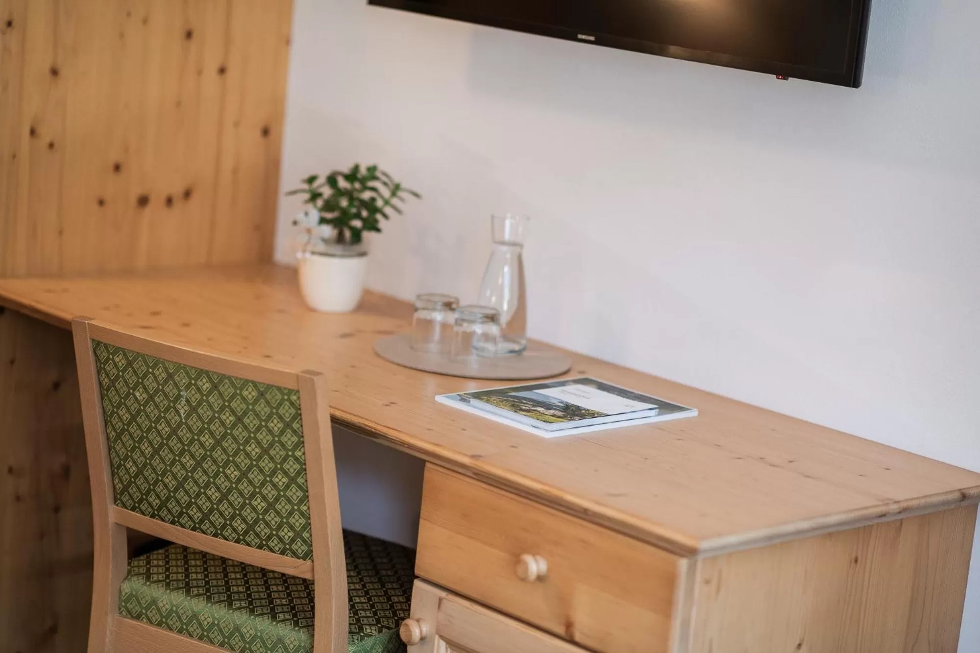 Staff in Hotel Kesslwirt