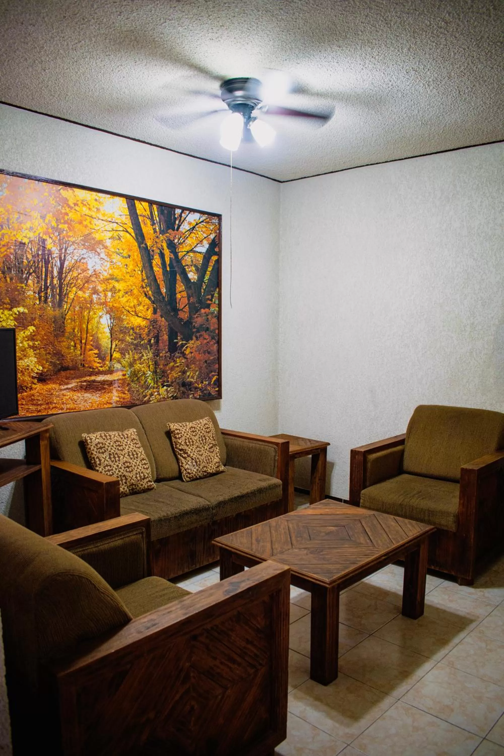 Living room, Seating Area in Suites Del Sol