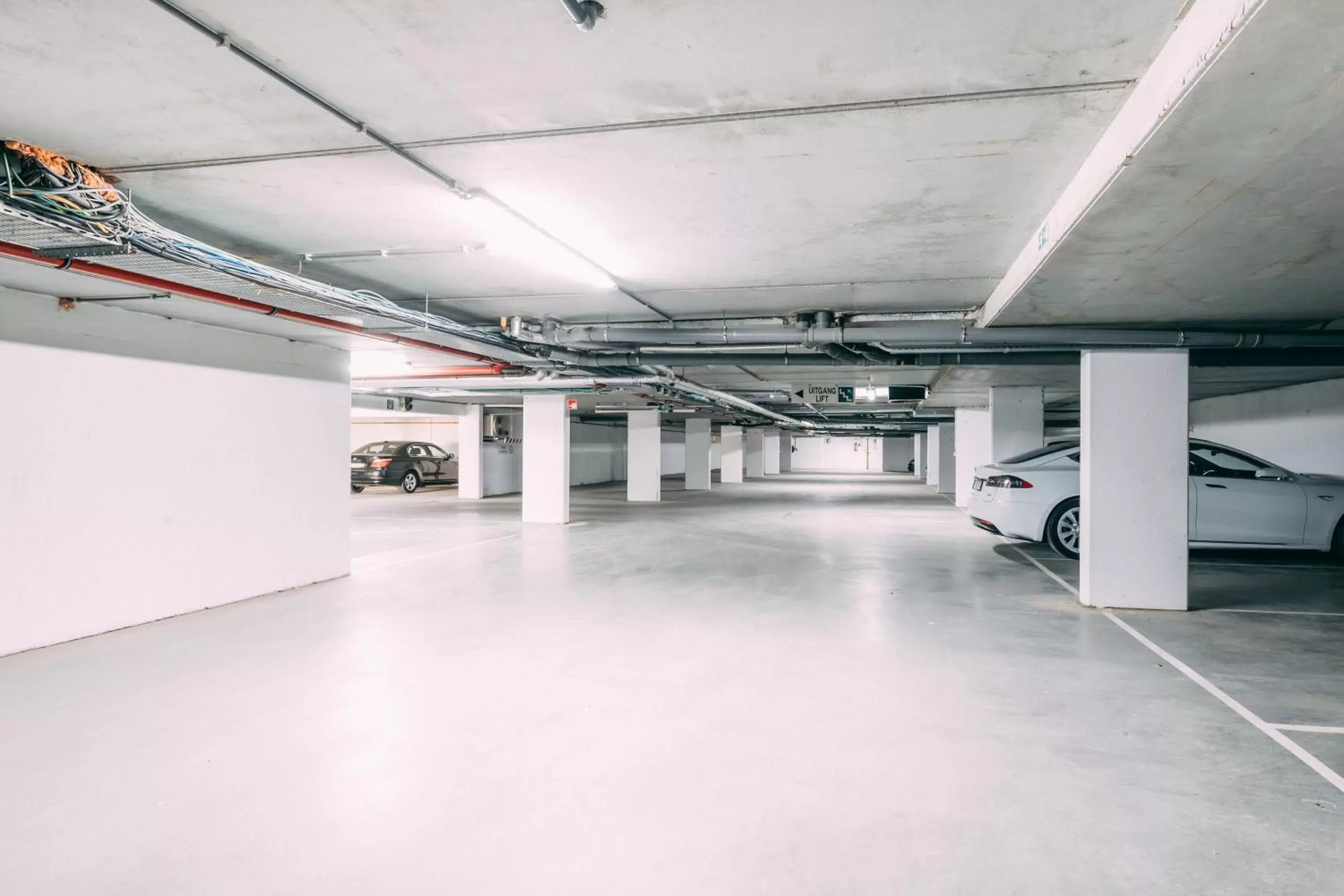 Parking, Lobby/Reception in Hotel Ter Elst