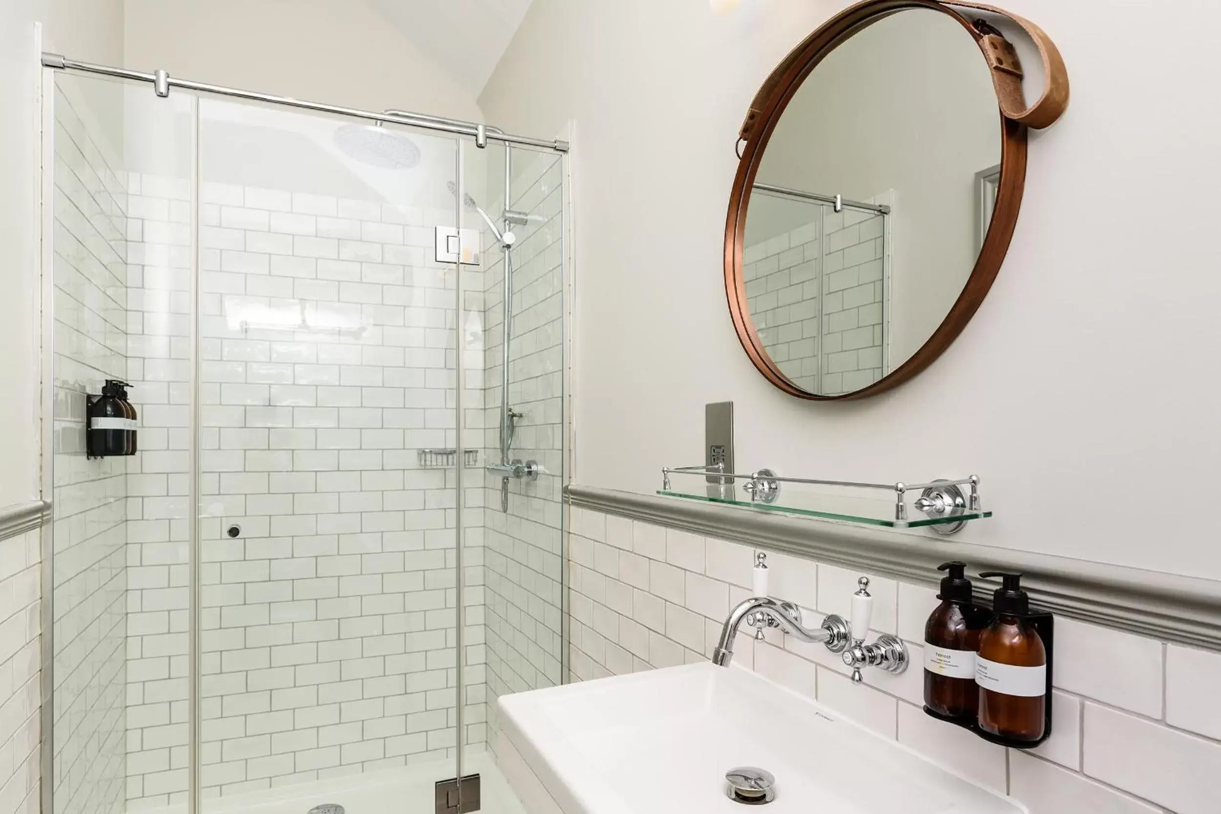 Bathroom in The George Inn