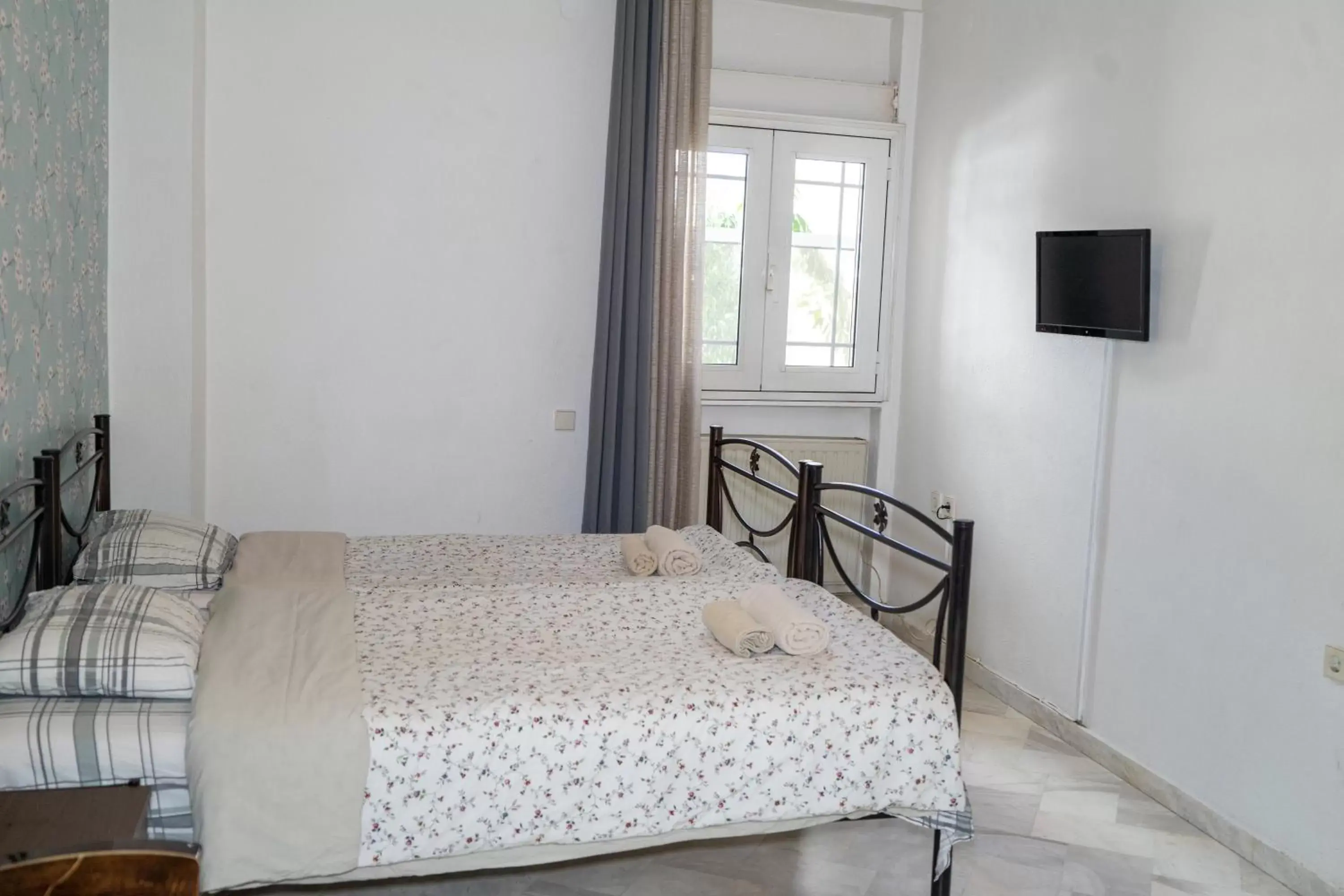 Double Room with Patio in Nomads Meteora Double Room with Patio in Nomads Meteora