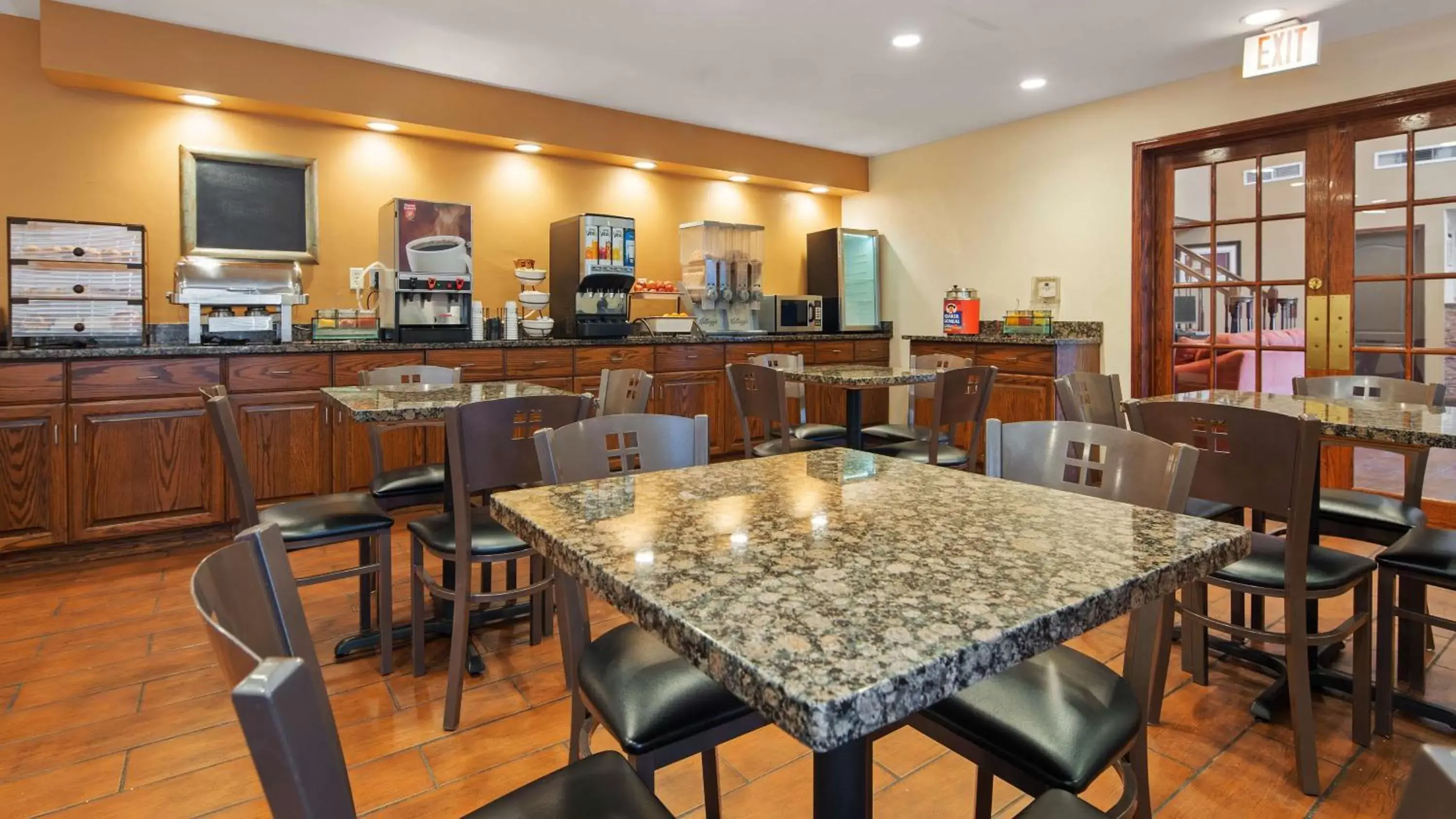 Dining area, Restaurant/Places to Eat in Best Western Plus Fort Wayne Inn & Suites North