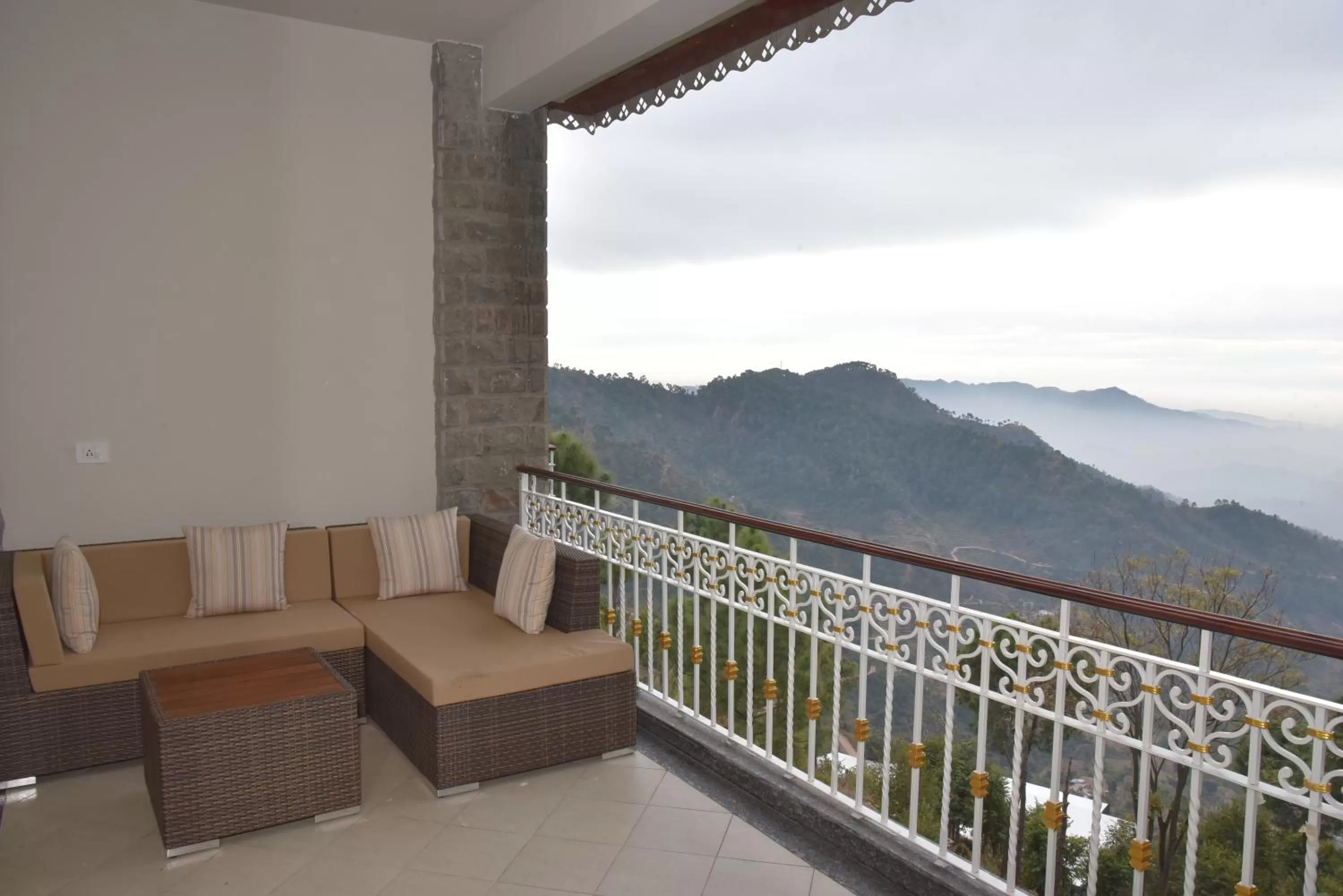 Balcony/Terrace in Fortune Select Forest Hill, Mahiya, Kasauli - Member ITC's Hotel Group