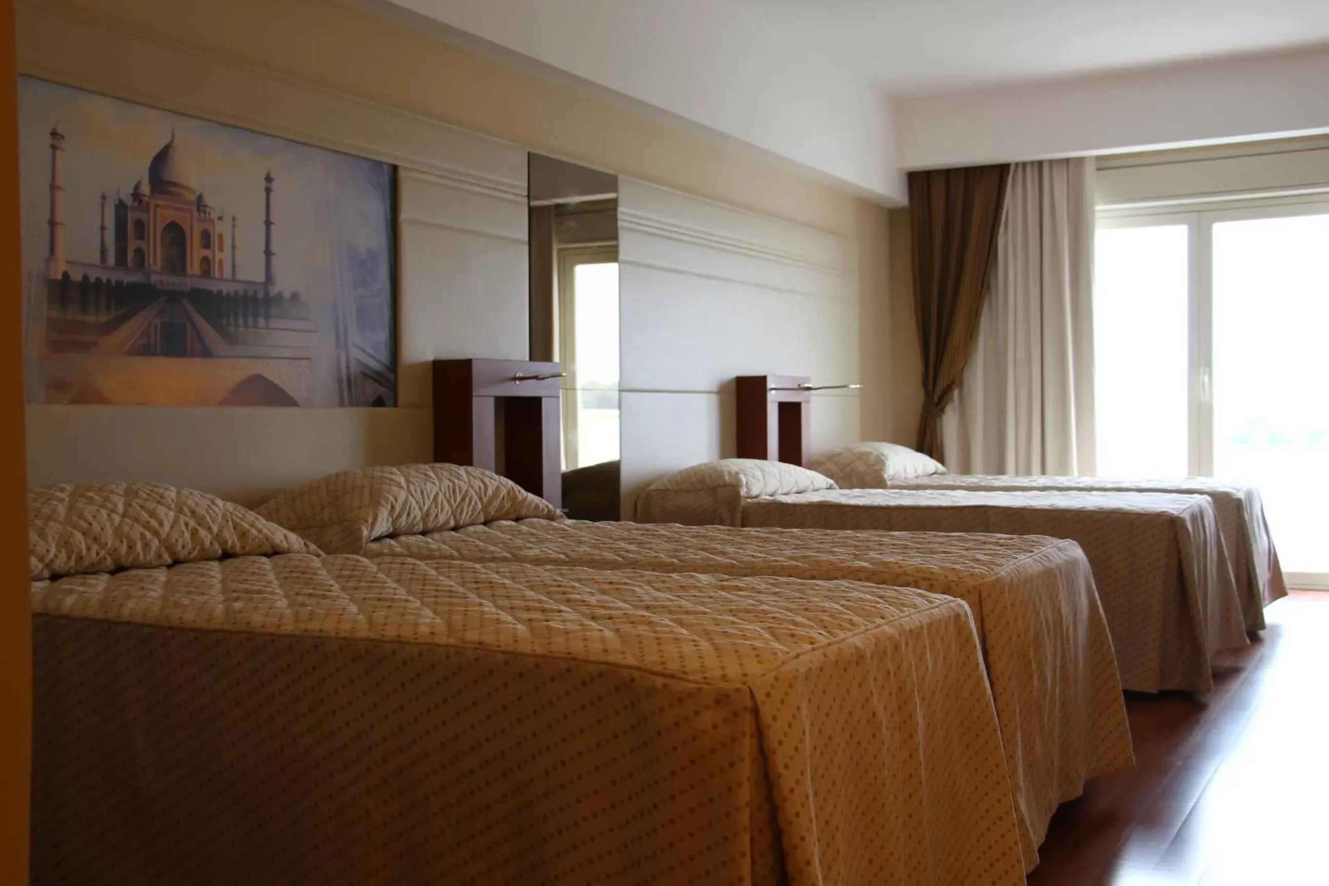 Decorative detail, Bed in Catania International Airport Hotel