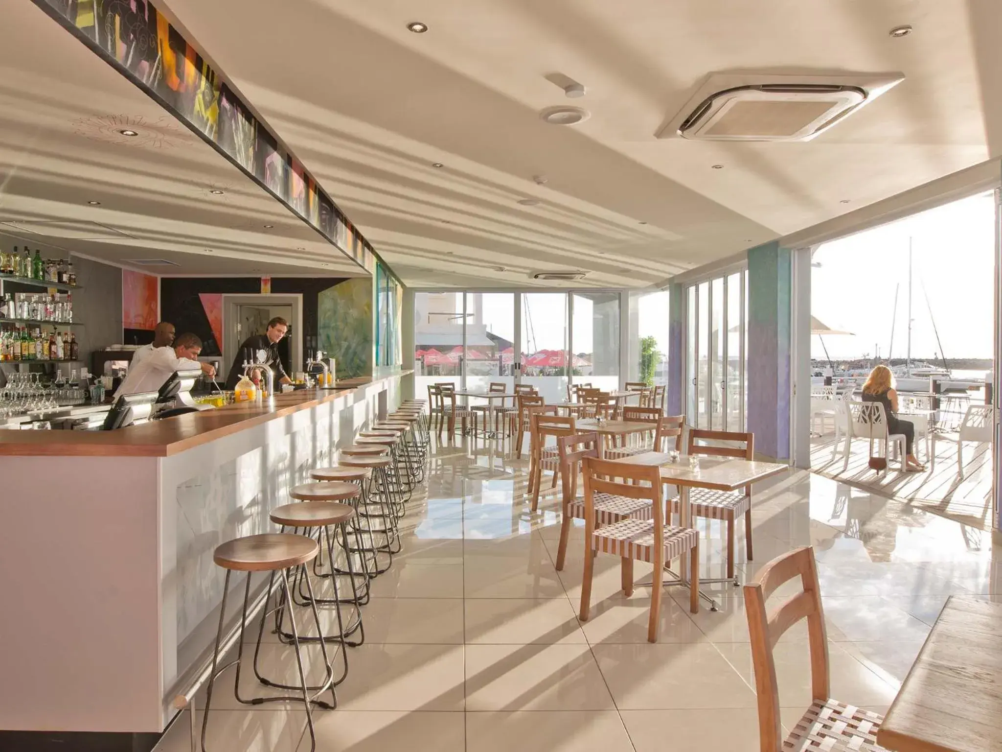 Lounge or bar, Restaurant/Places to Eat in Krystal Beach Hotel