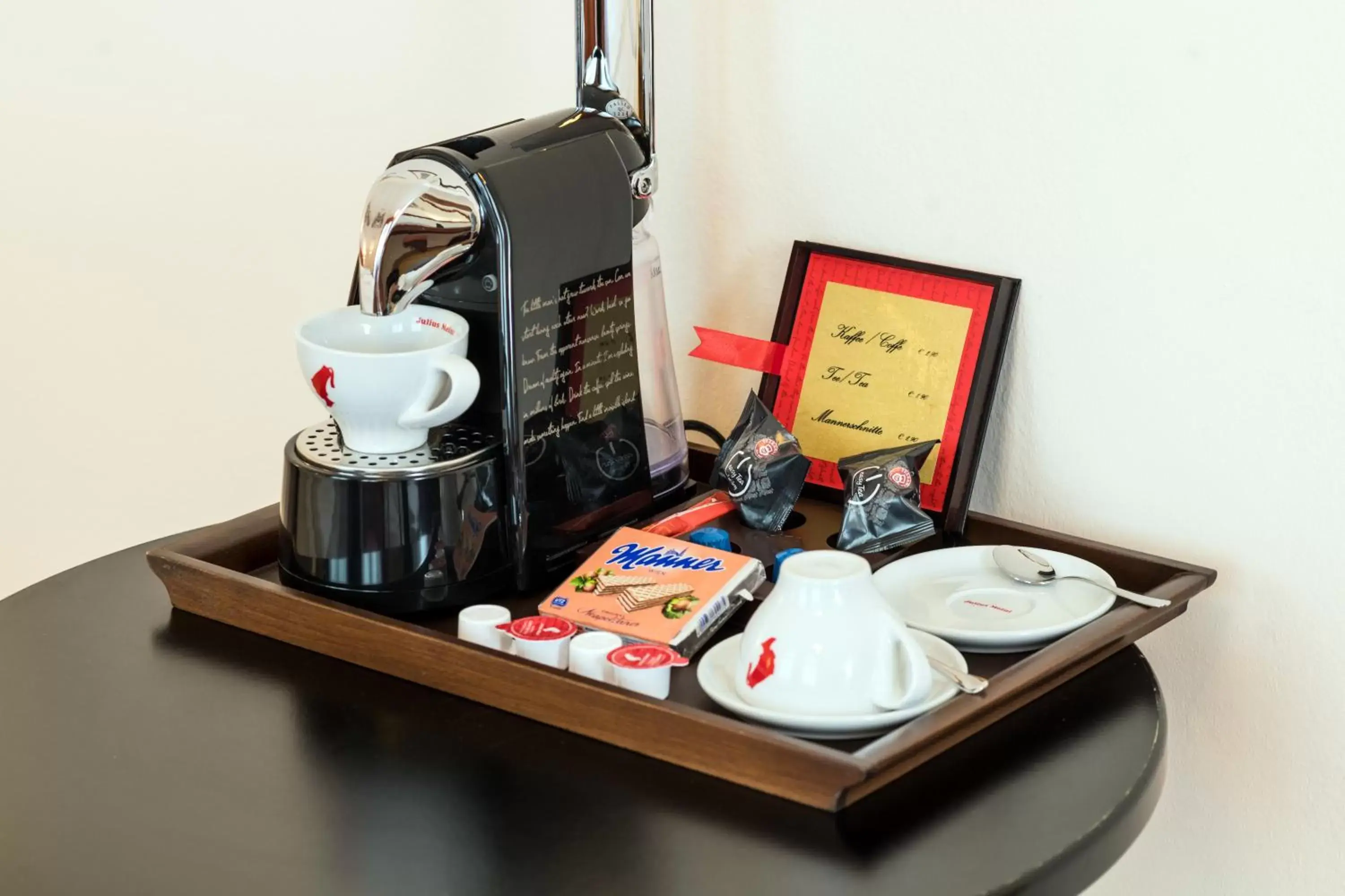 Toilet, Coffee/Tea Facilities in Hotel Johann Strauss