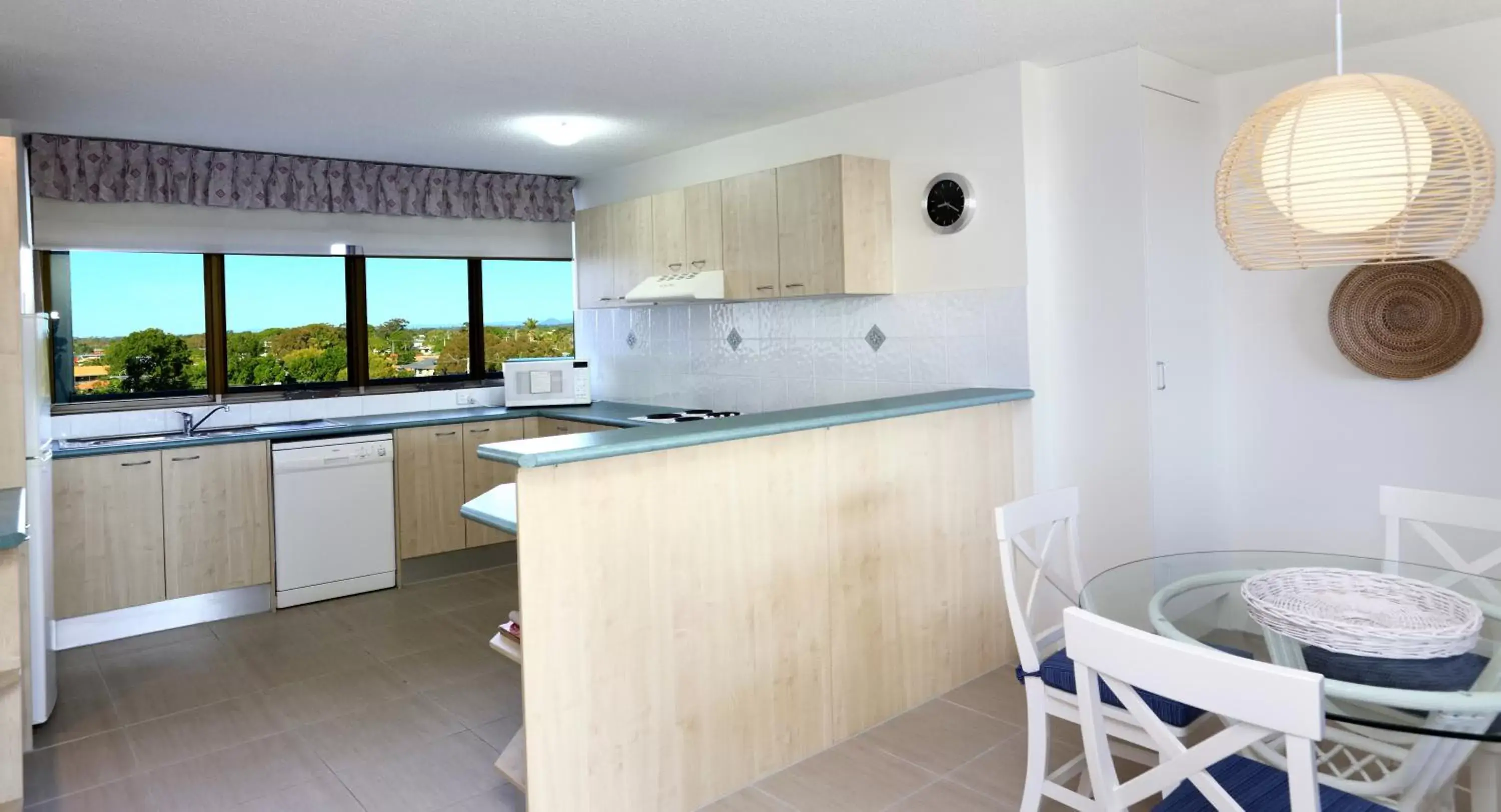 Kitchen or kitchenette, Kitchen/Kitchenette in Gemini Resort