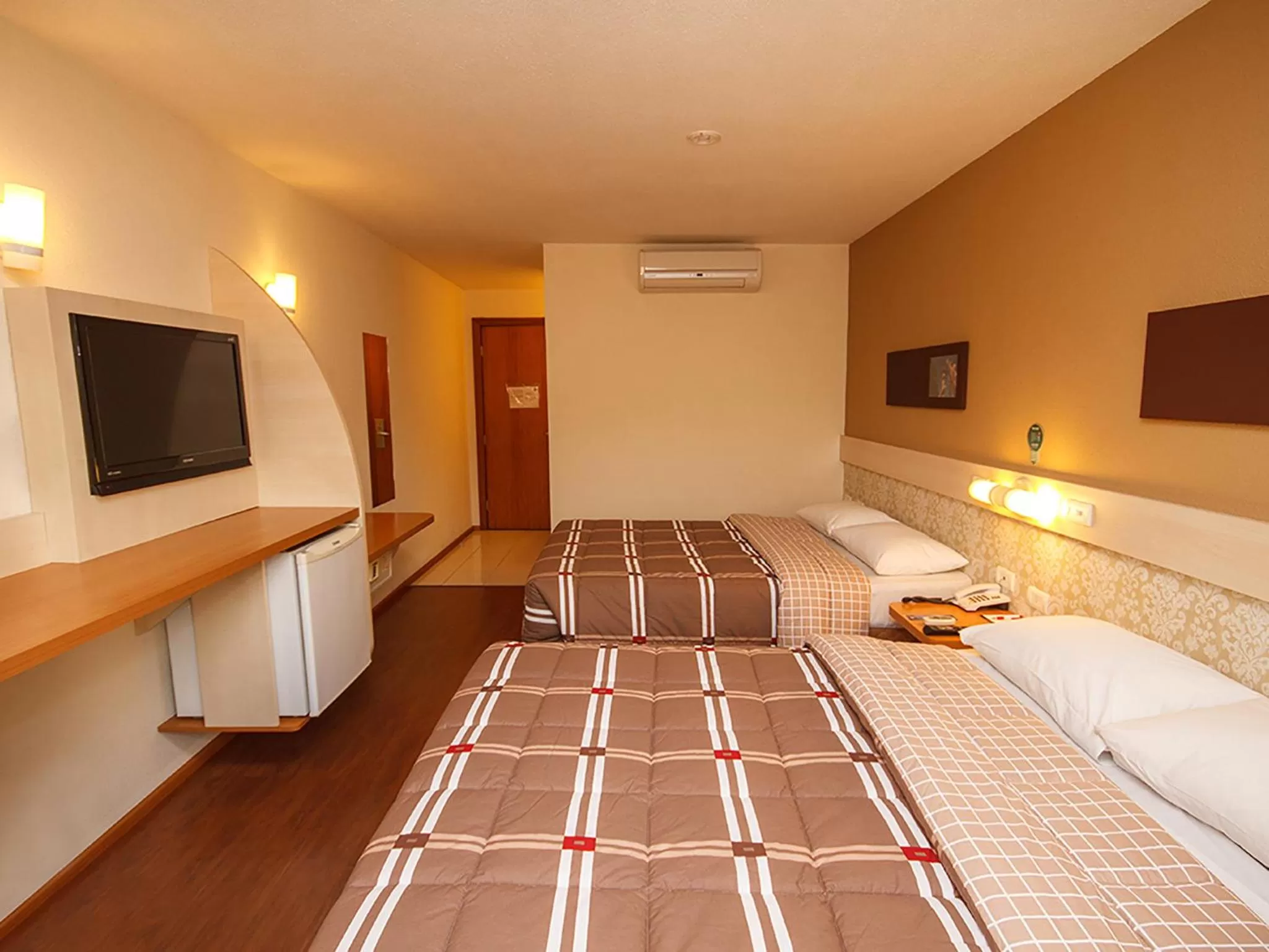 TV and multimedia, Room Photo in Hotel 10 Goiânia