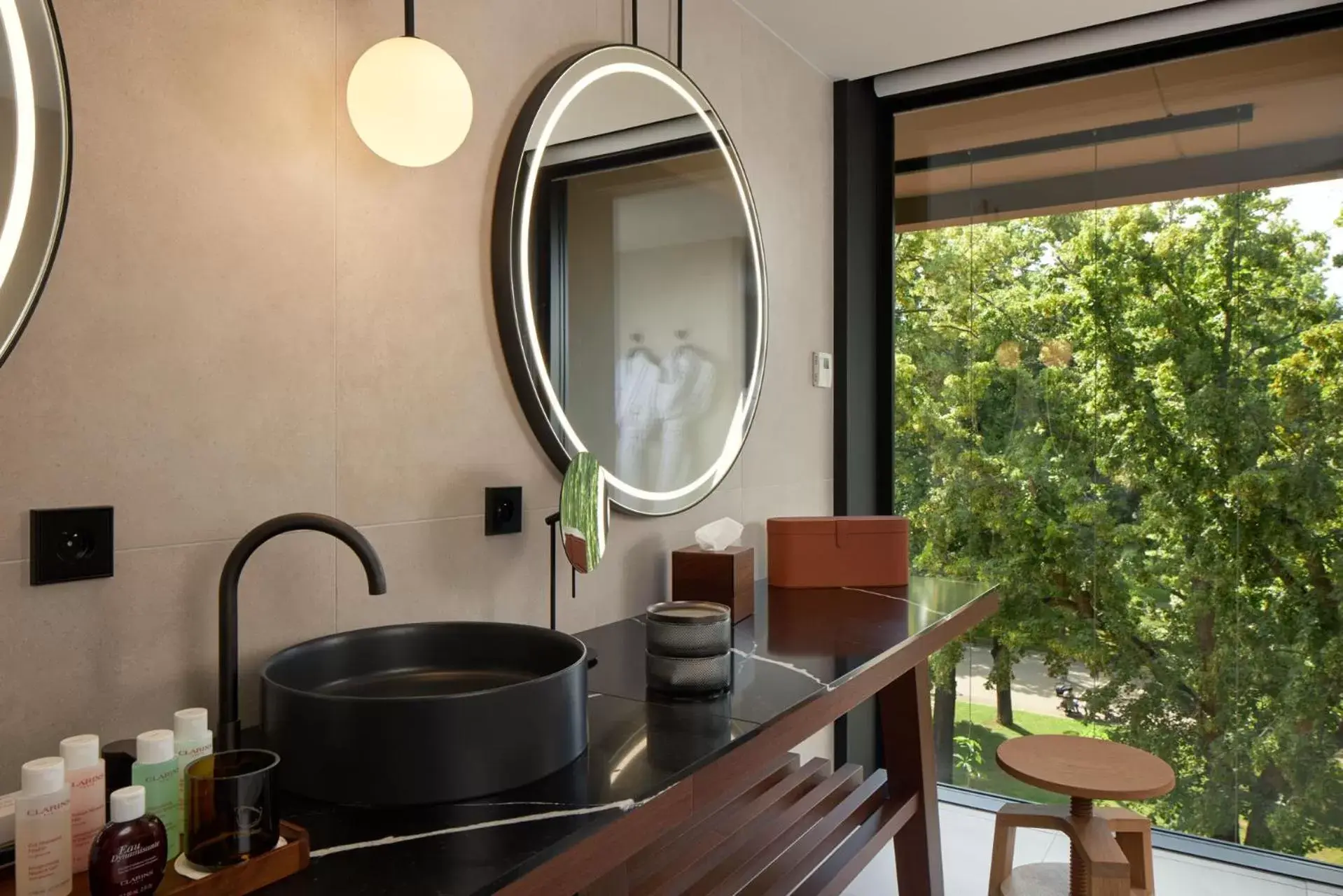Bathroom, Kitchen/Kitchenette in L'Esquisse Hotel & Spa Colmar - Mgallery