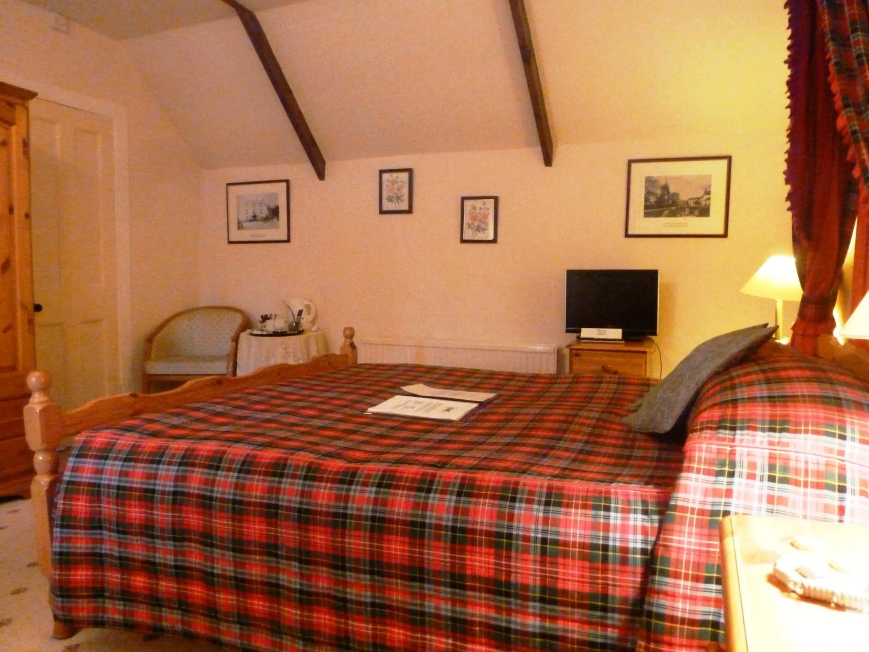 Bedroom, Bed in Moulin Hotel