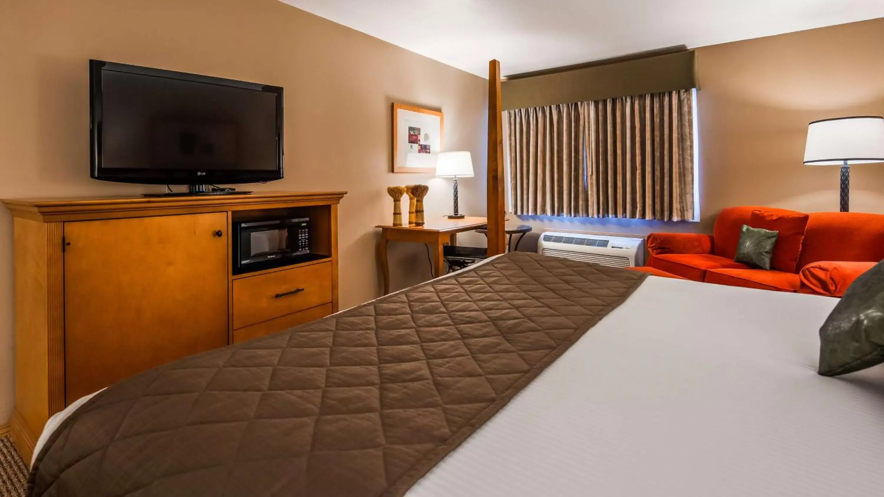 Photo of the whole room, Bed in Best Western Prineville Inn