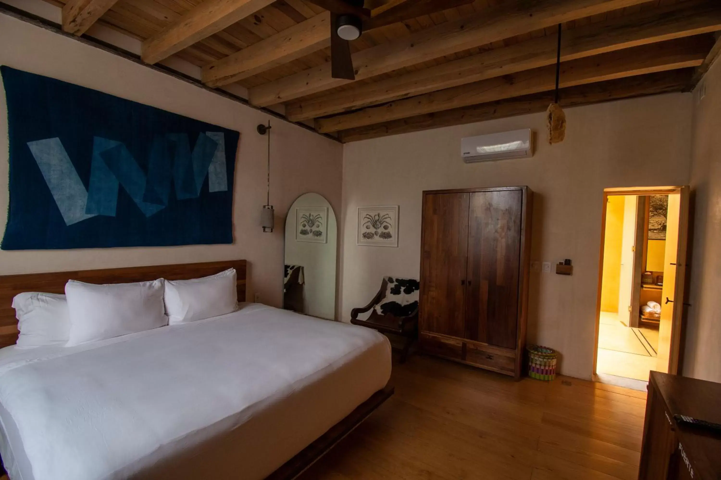 Photo of the whole room, Bed in Hotel Los Amantes