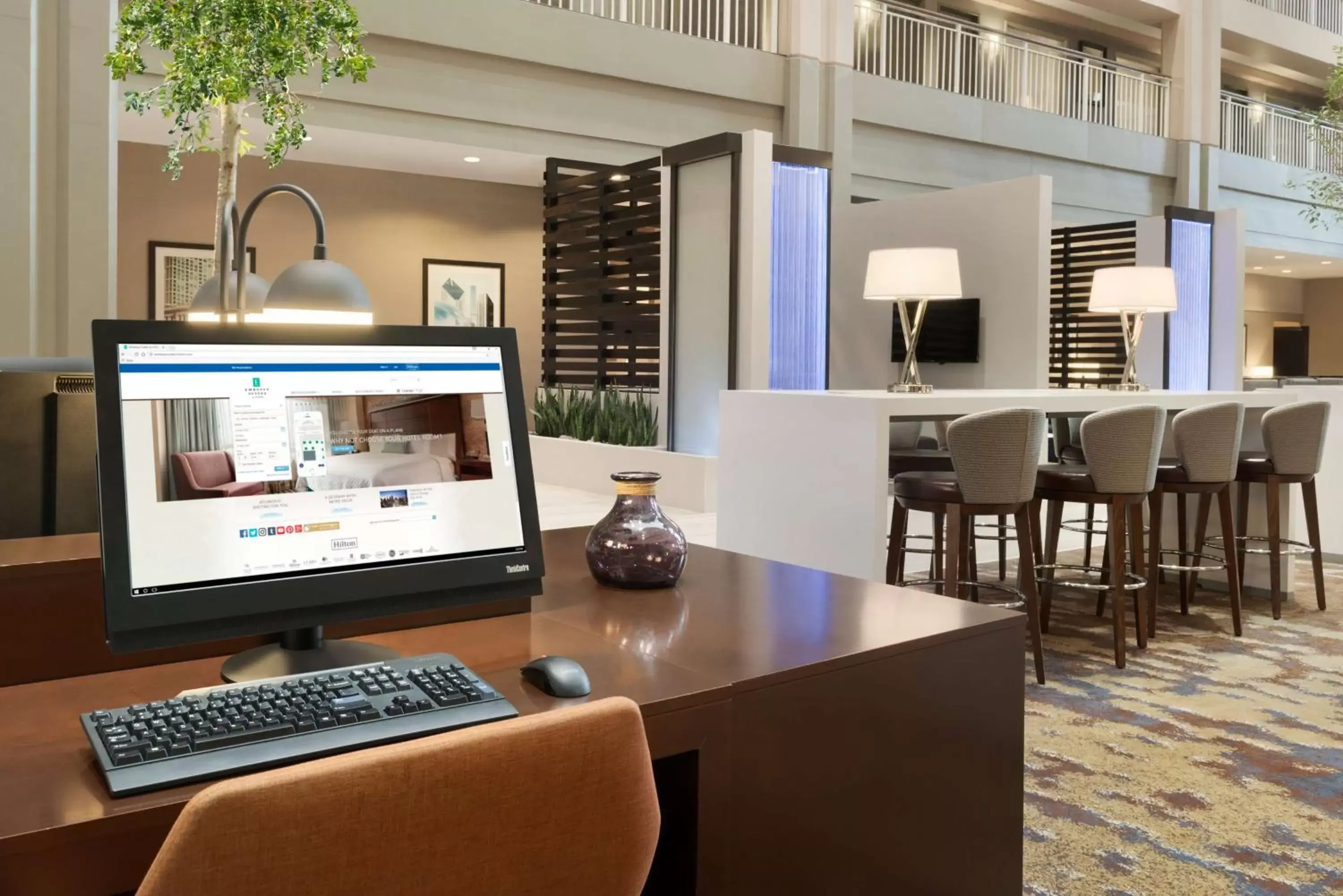 Business facilities in Embassy Suites by Hilton Chicago Lombard