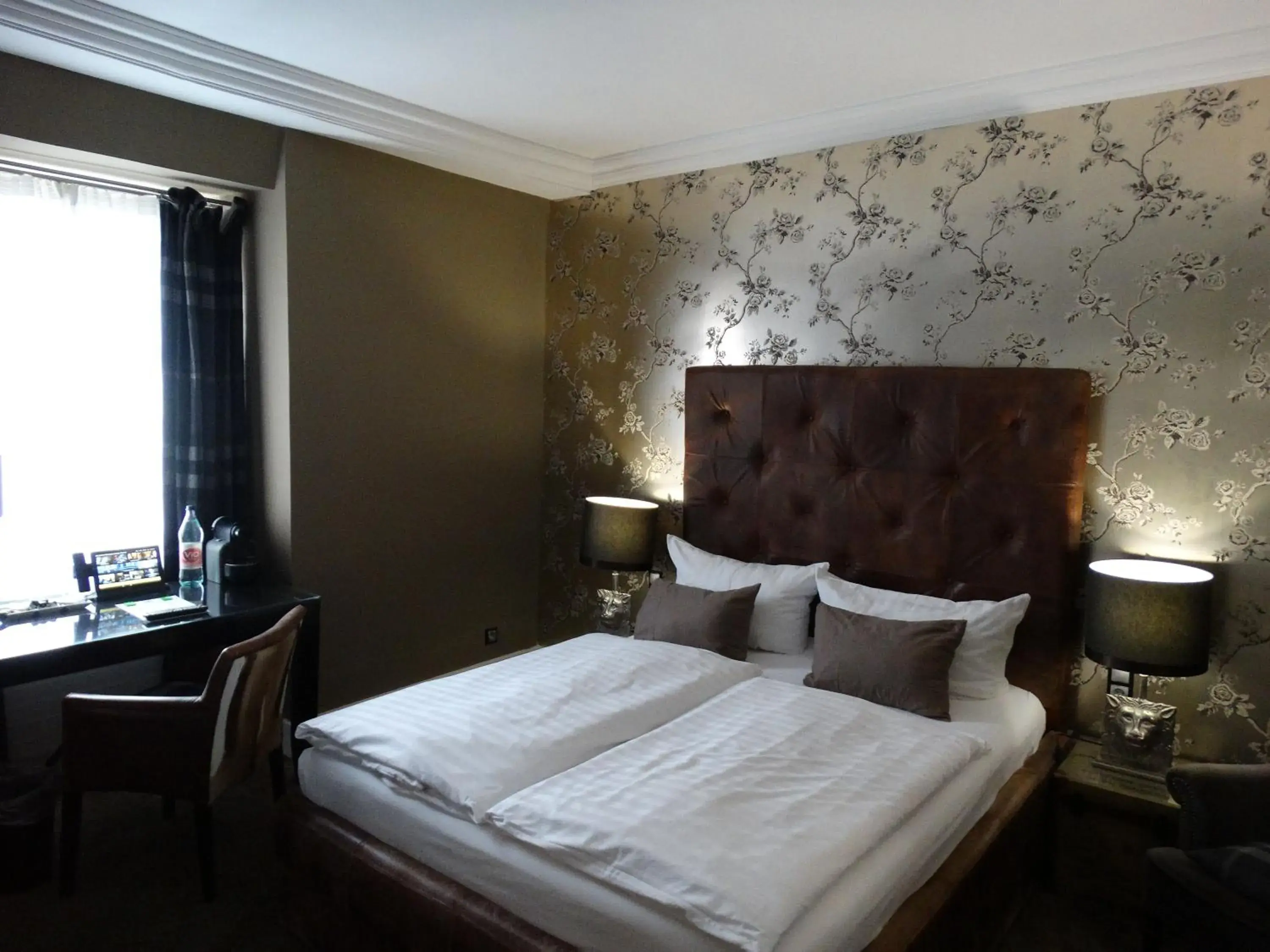 Bed in Boutique-Hotel GEORGES