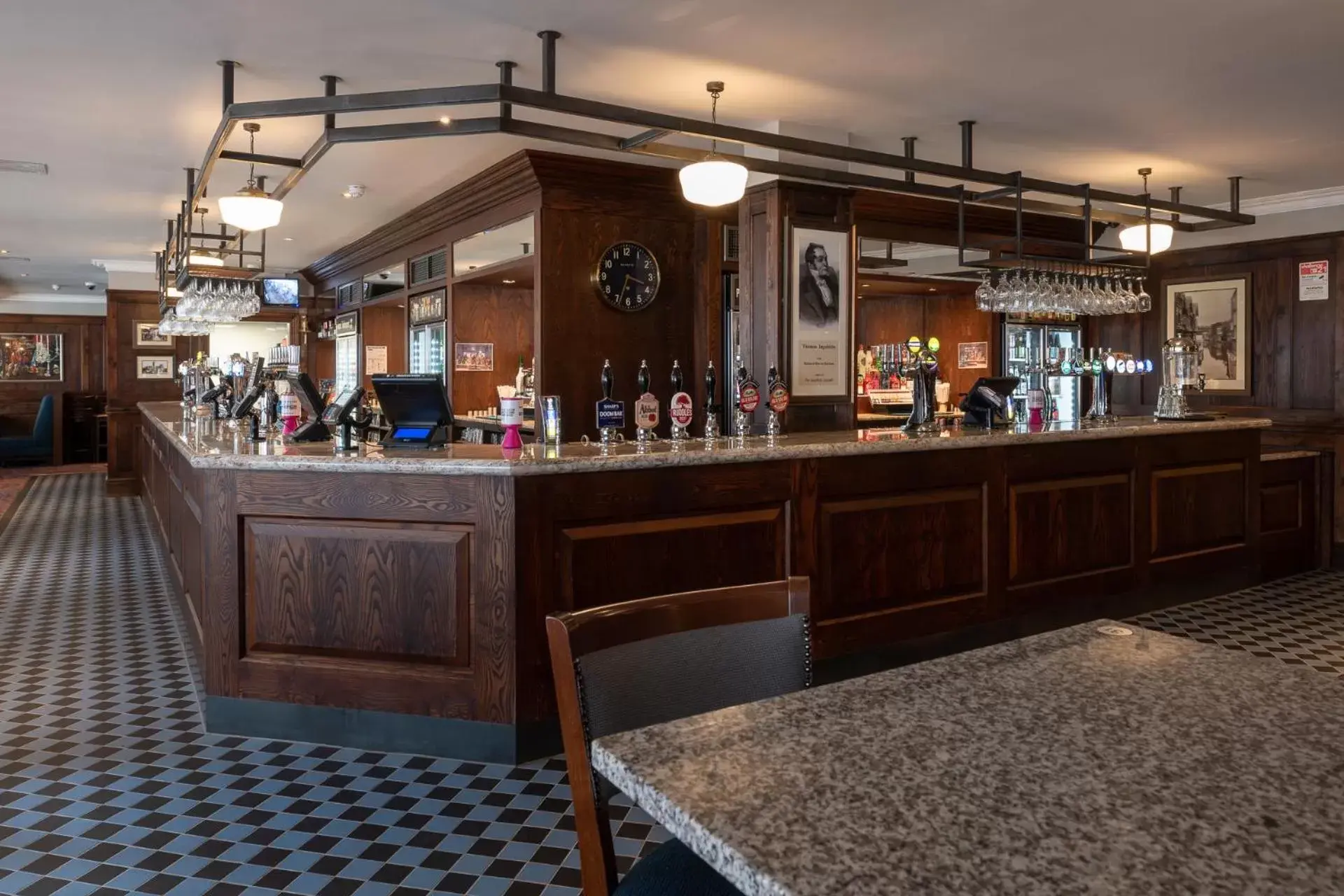 Restaurant/places to eat in Thomas Ingoldsby Wetherspoon