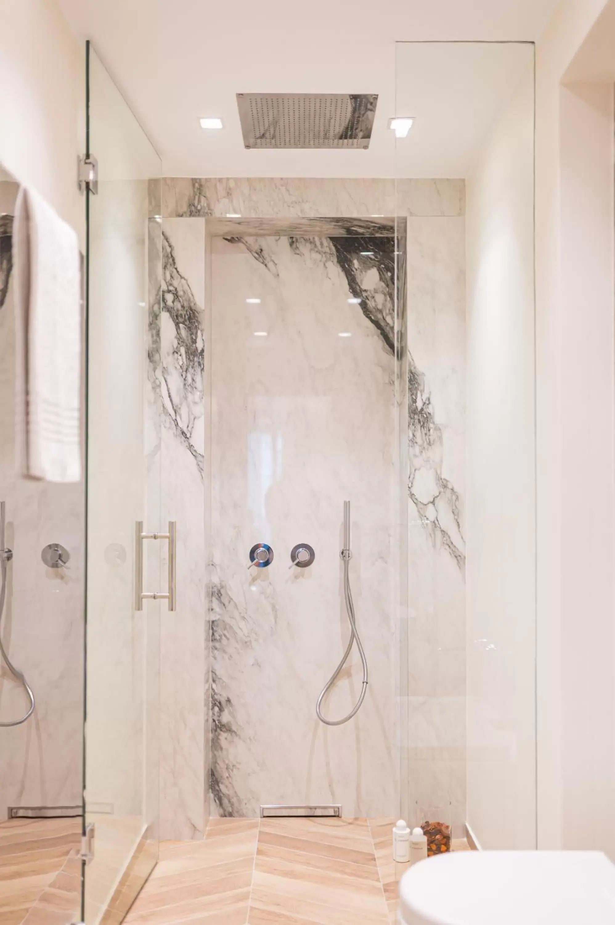 Shower, Bathroom in Naxi Suites