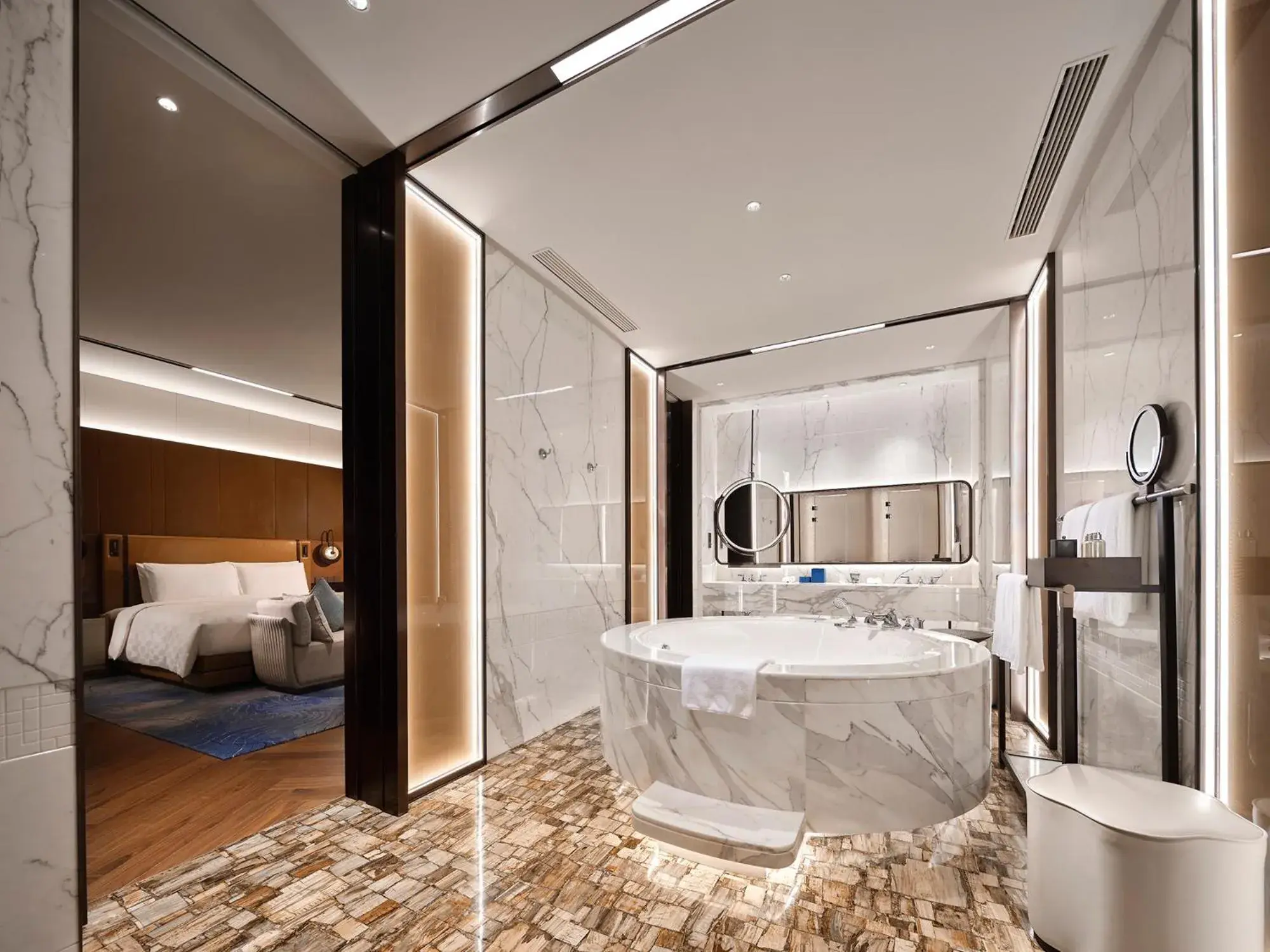 Bathroom in HUALUXE Nanjing Yangtze River, an IHG Hotel